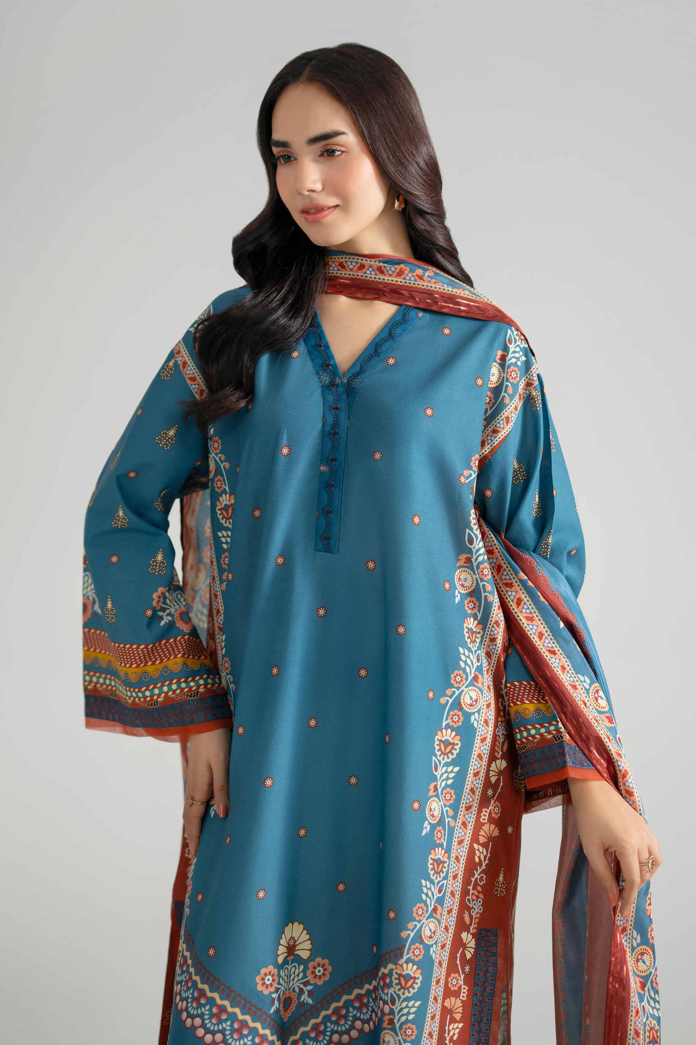 2 Piece - Embroidered Suit - PE26-135