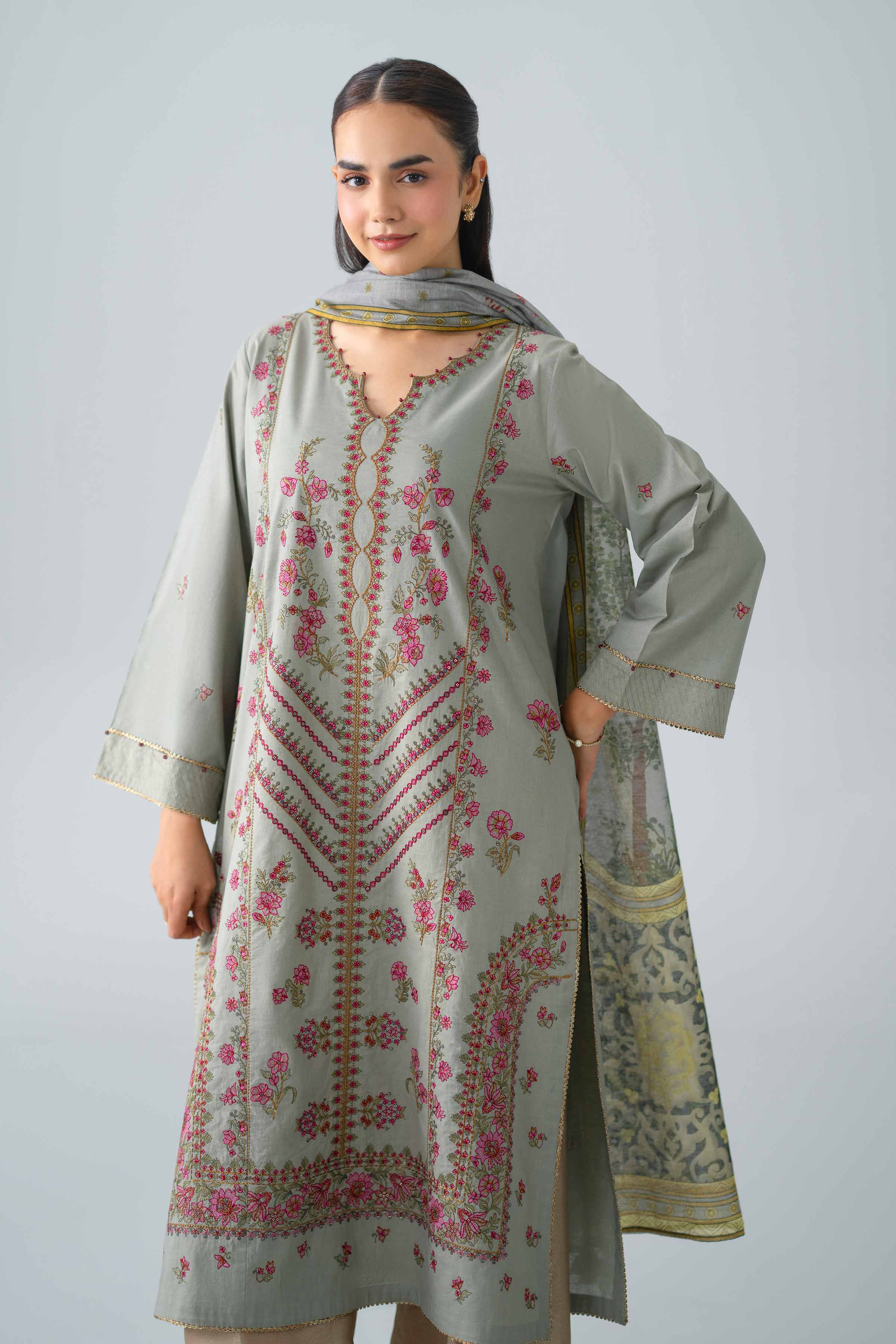 2 Piece - Embroidered Suit - PE26-145