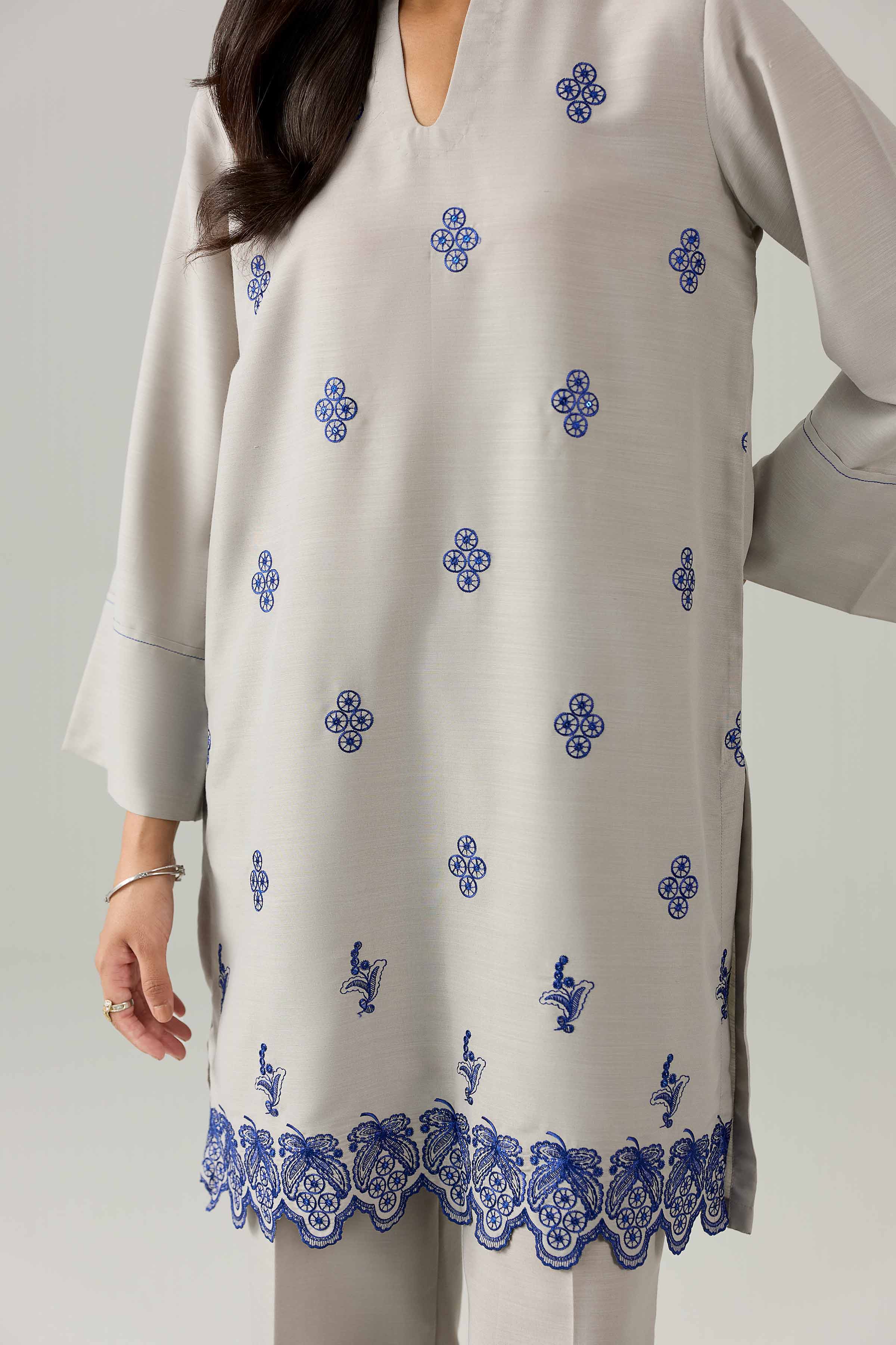 2 Piece - Embroidered Suit - PE26-161