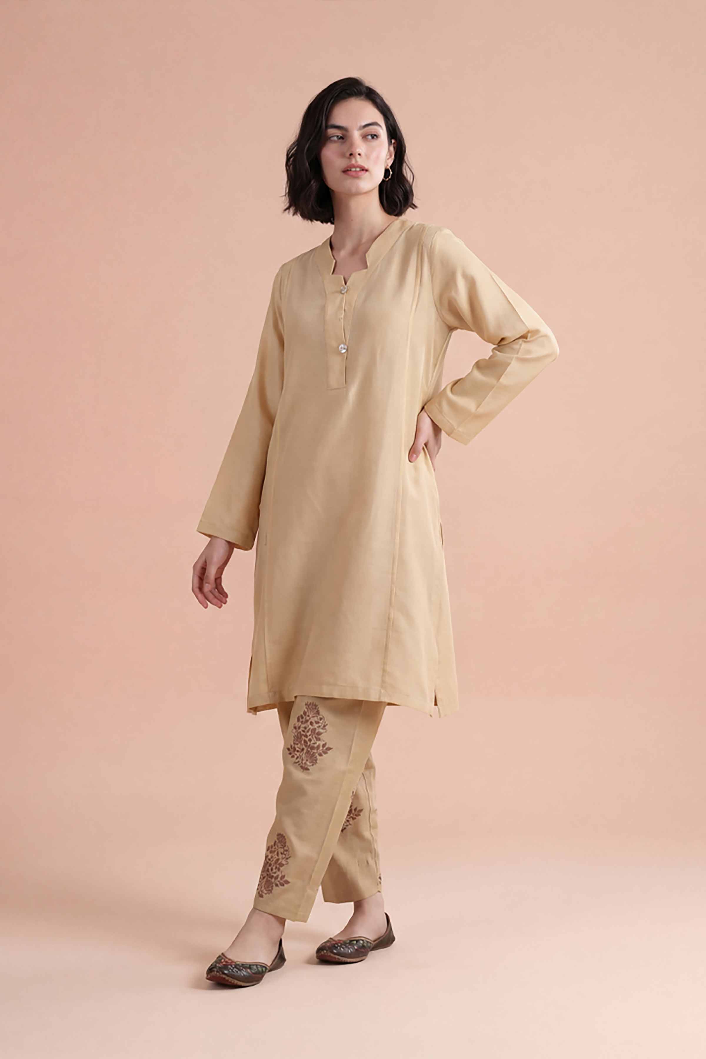 2 Piece - Embroidered Suit - PE26-172