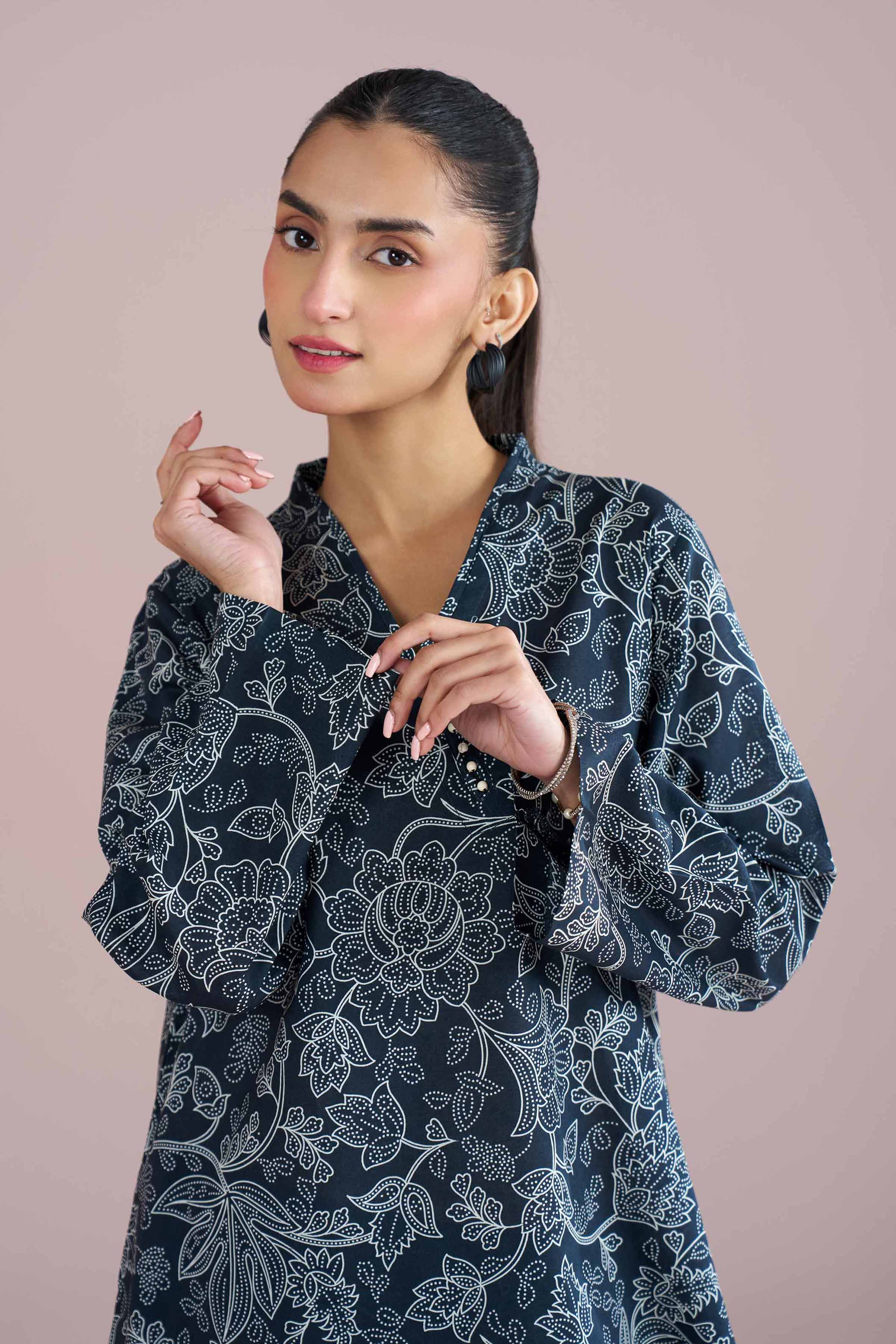 2 Piece - Printed Suit - PE26-196 Black Cambric 2PC Printed READY TO WEAR