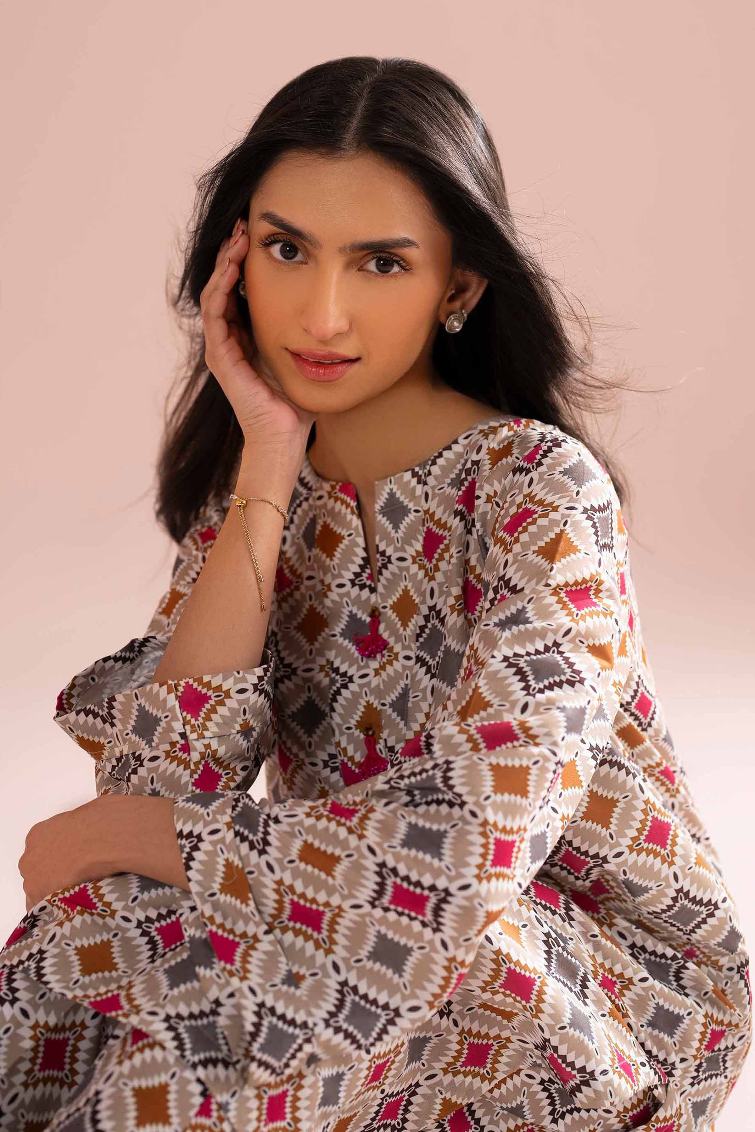 2 Piece - Printed Suit - PE26-21 NishatUAE Beige Lawn 2PC Printed Ready To Wear
