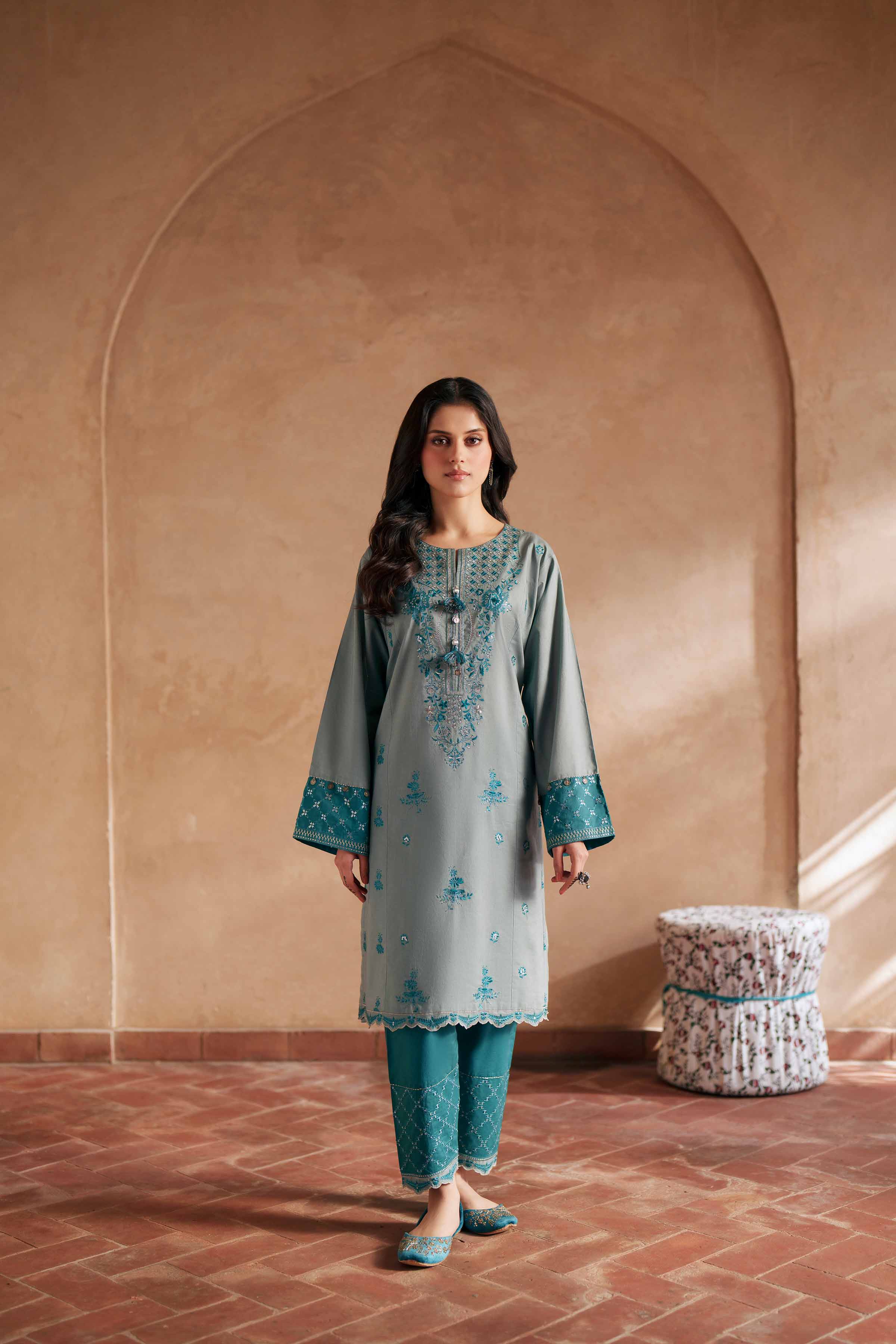 2 Piece - Embroidered Suit - PE26-236