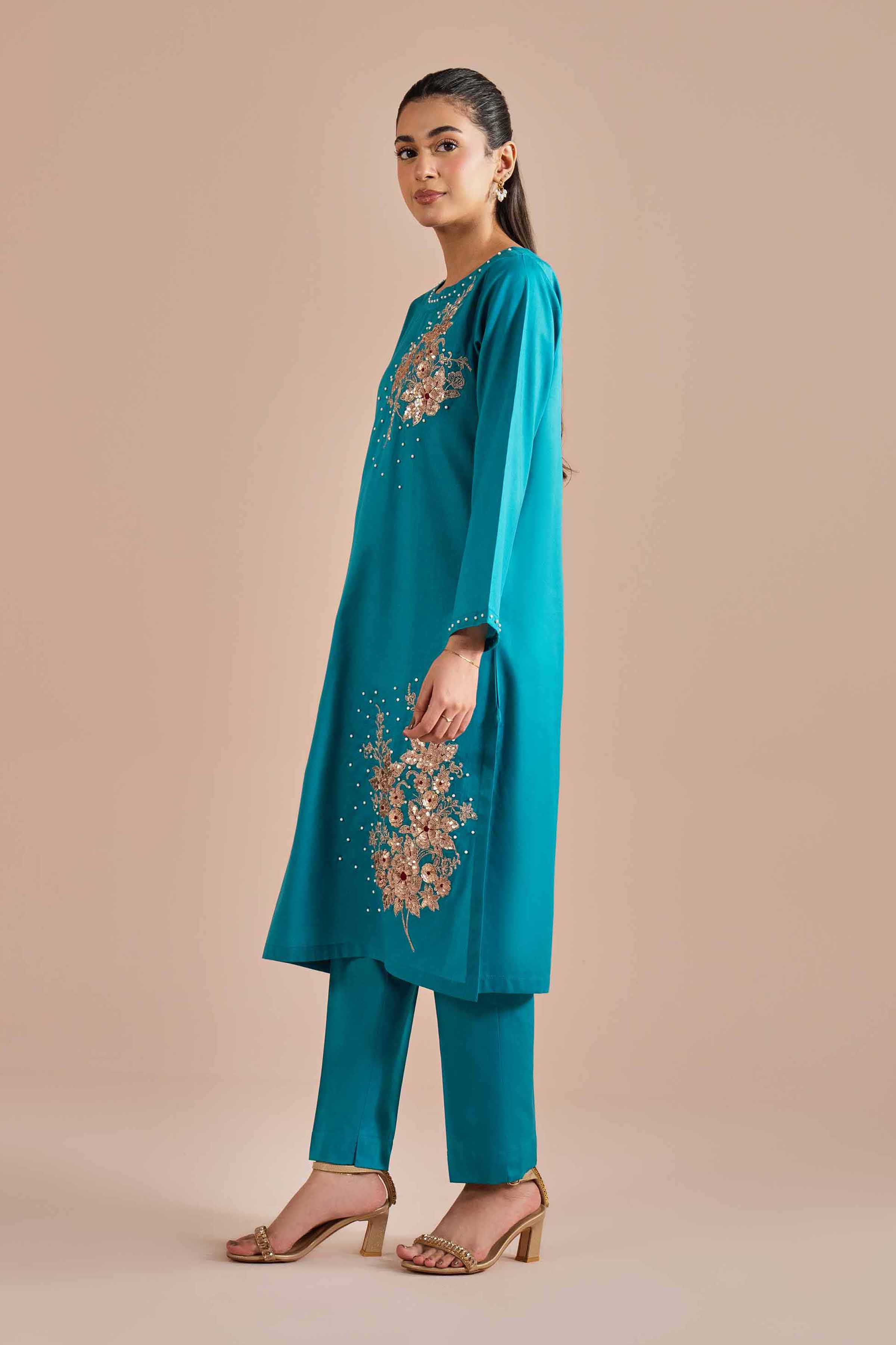 2 Piece - Embroidered Suit - PE26-246