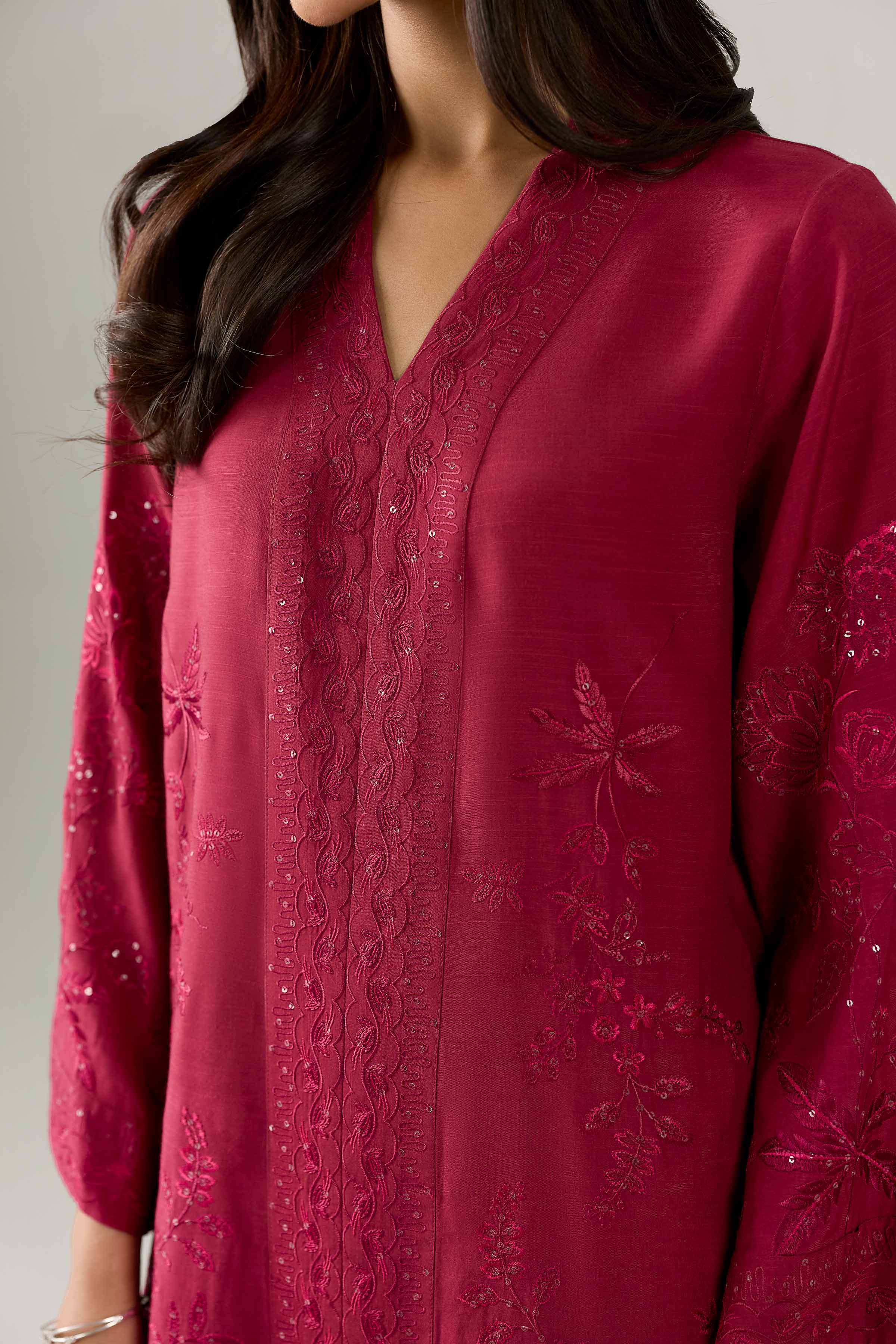 2 Piece - Embroidered Suit - PE26-255