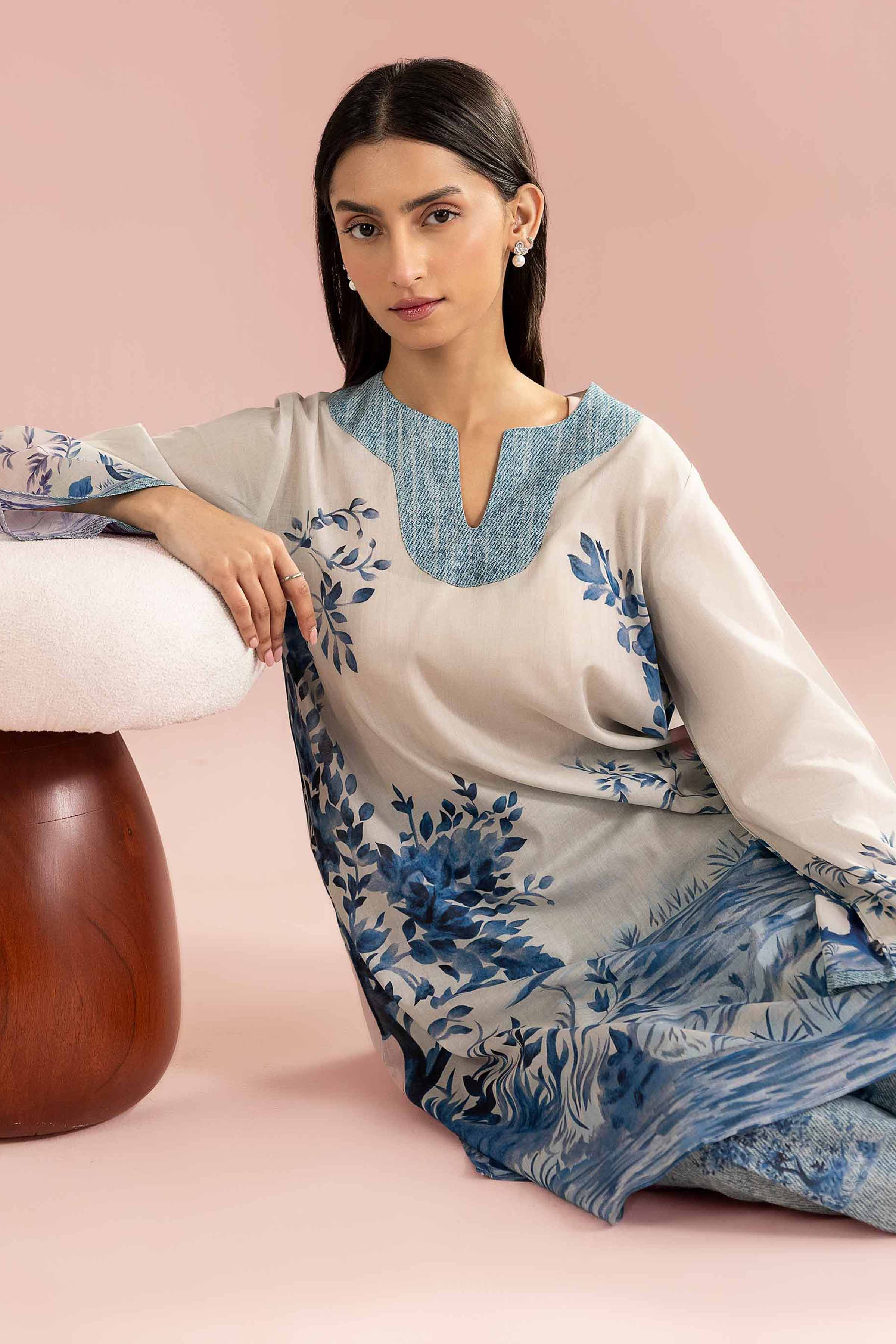 2 Piece - Printed Suit - PE26-276