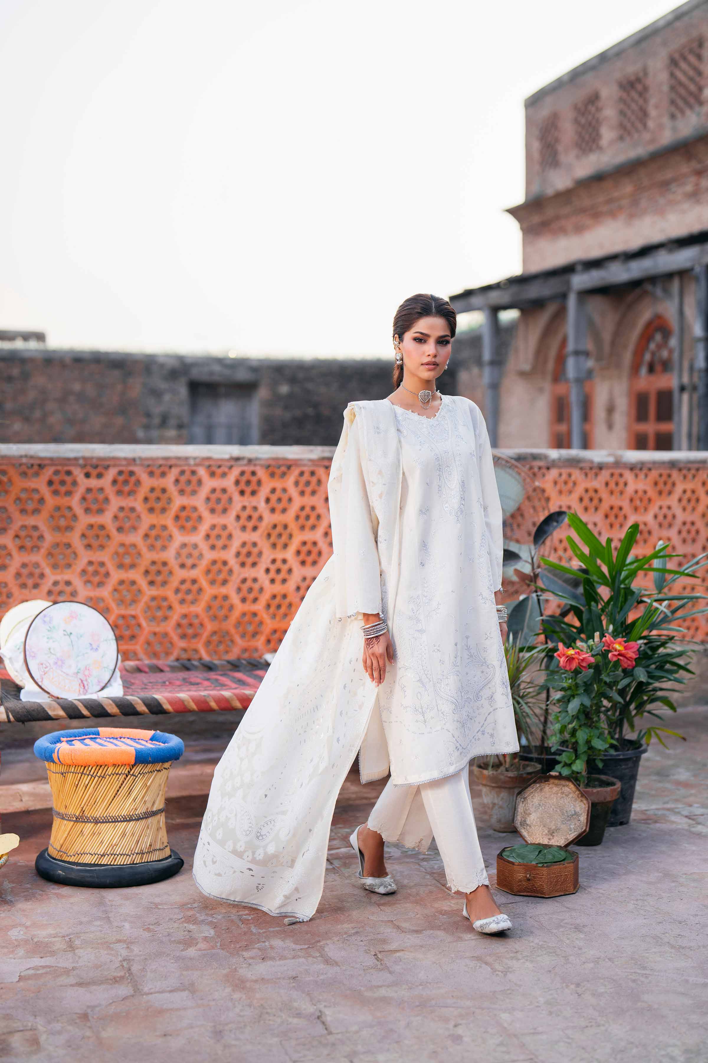 3 Piece - Embroidered Suit - PE26-313 Off White Cross Hatch 3PC Embroidered READY TO WEAR