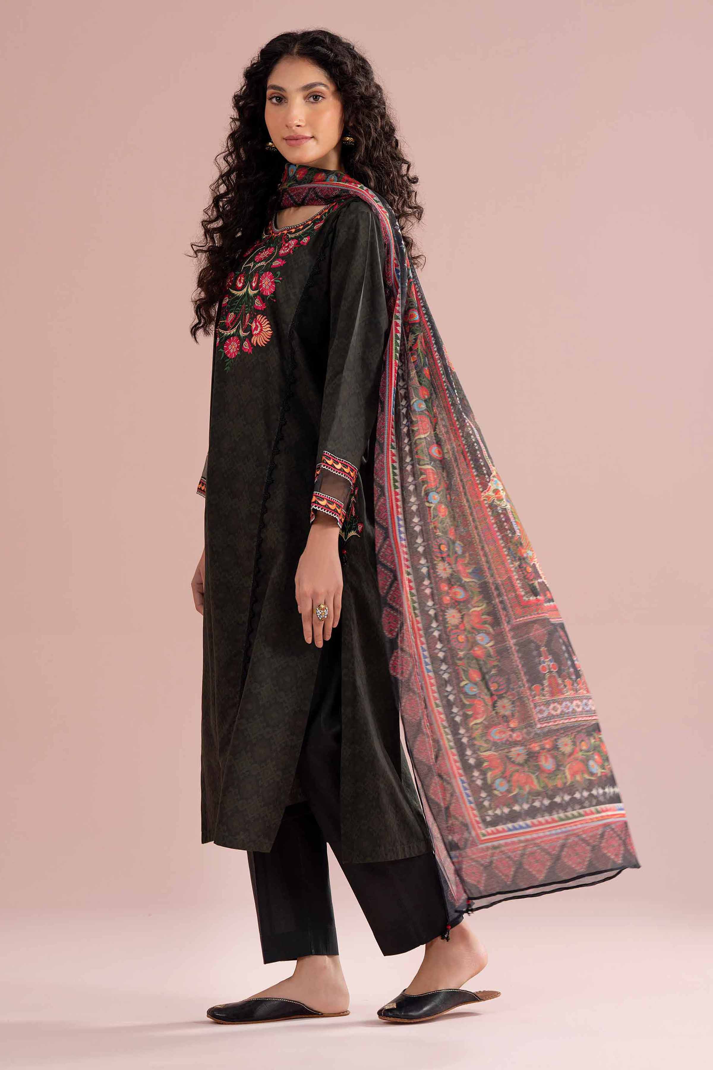 3 Piece - Embroidered Suit - PE26-329 Black Lawn 3PC Embroidered READY TO WEAR