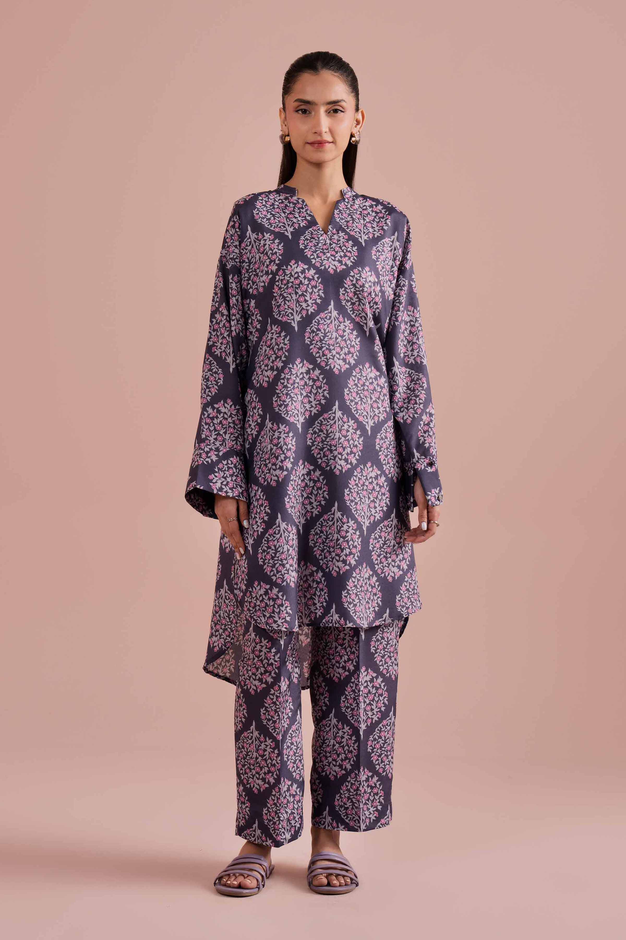 2 Piece - Printed Suit - PE26-343