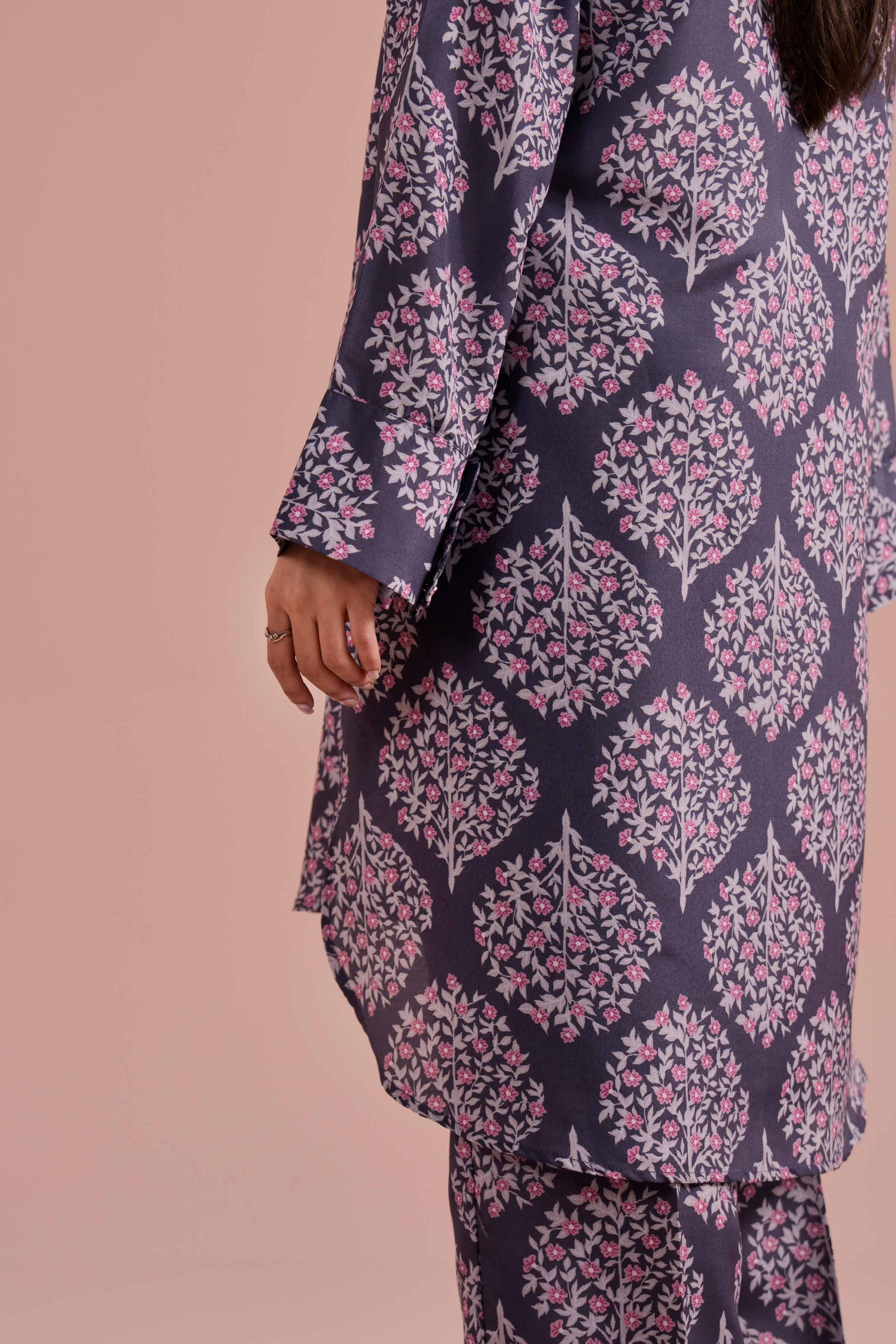2 Piece - Printed Suit - PE26-343