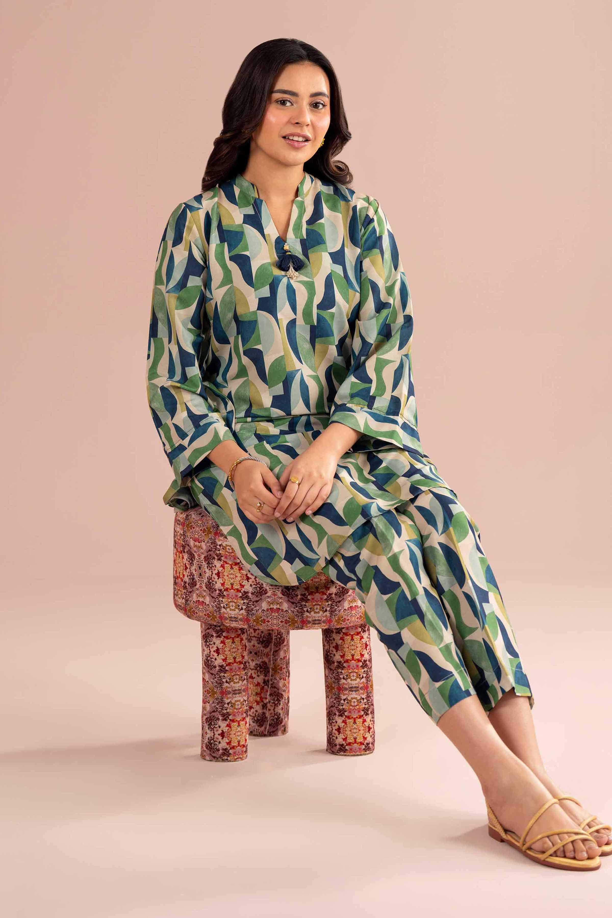 2 Piece - Printed Suit - PE26-363