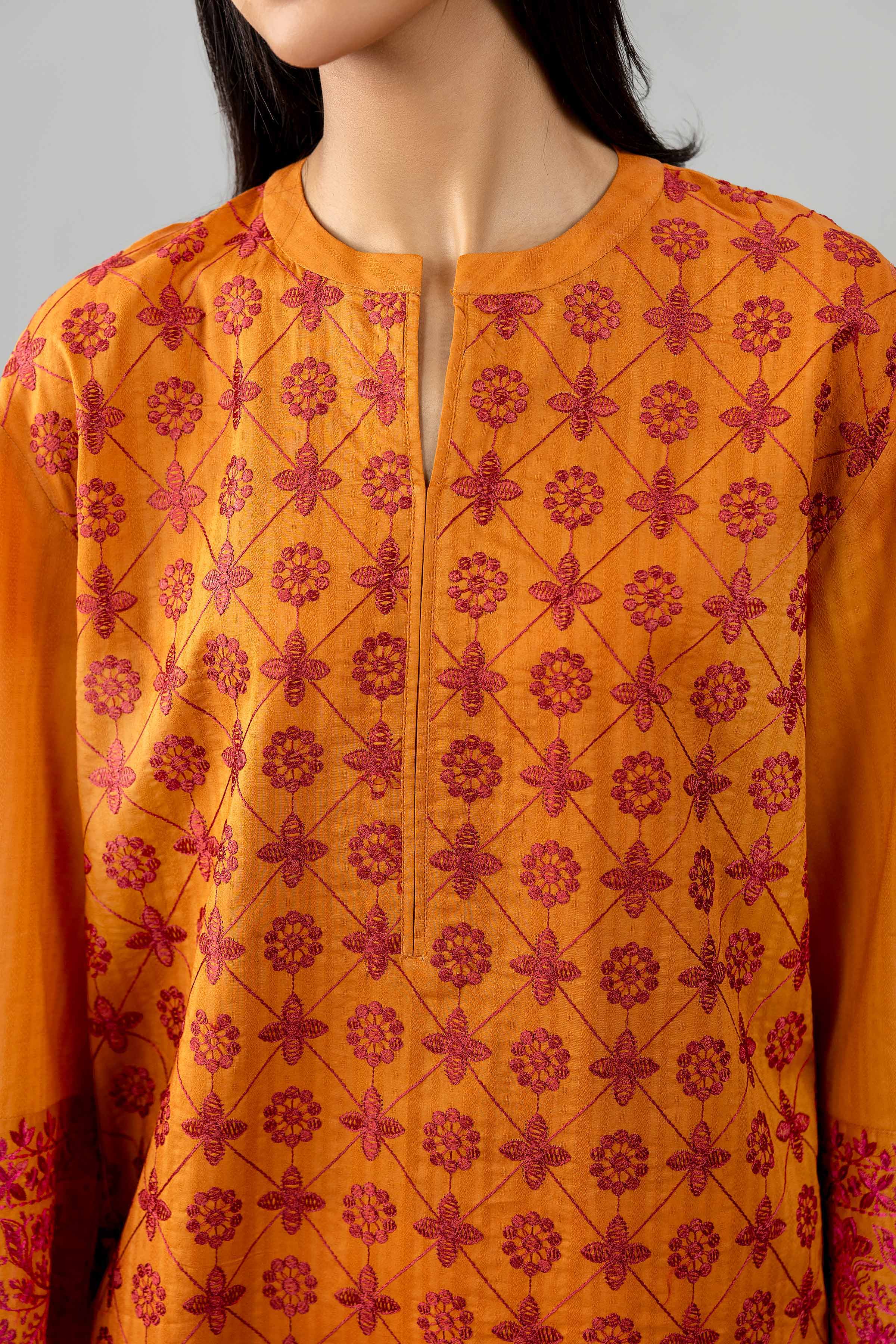 Embroidered Shirt - PE26-383