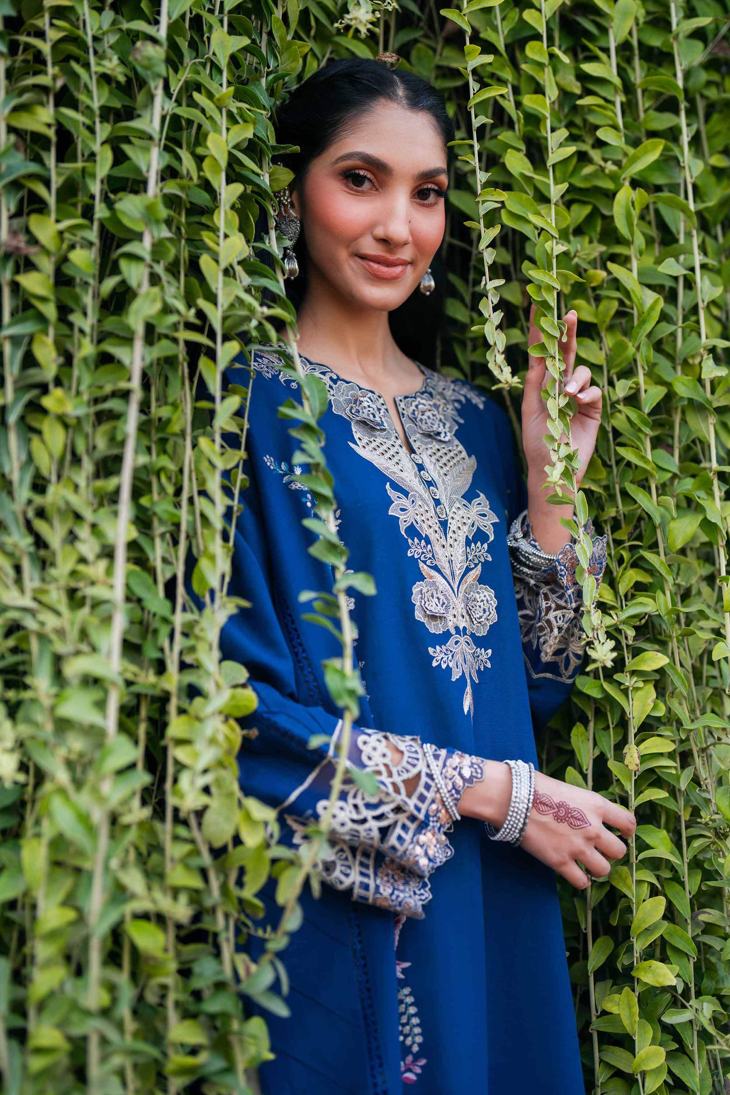 2 Piece - Embroidered Suit - PE26-47