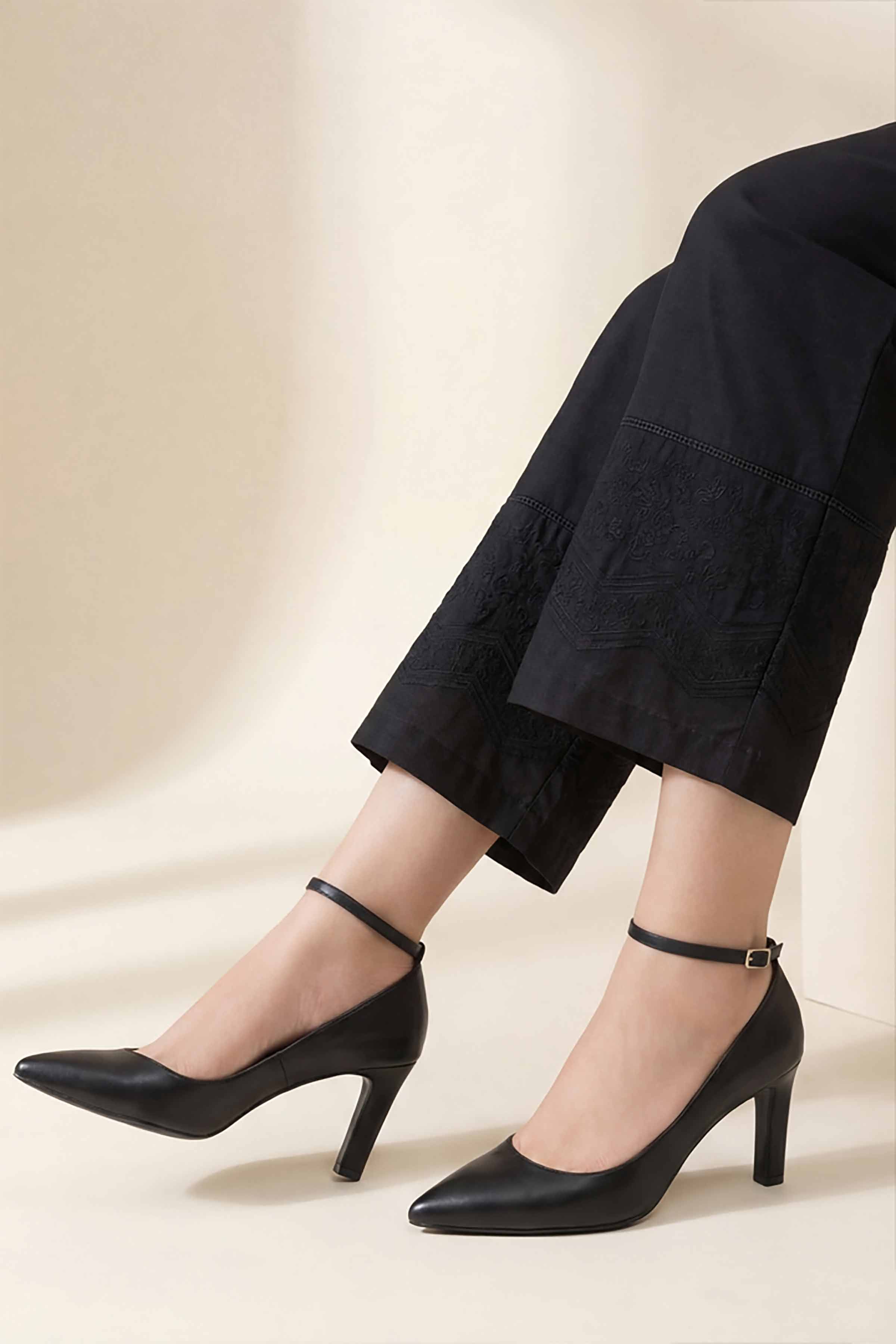 Embroidered Trousers - PE26-643