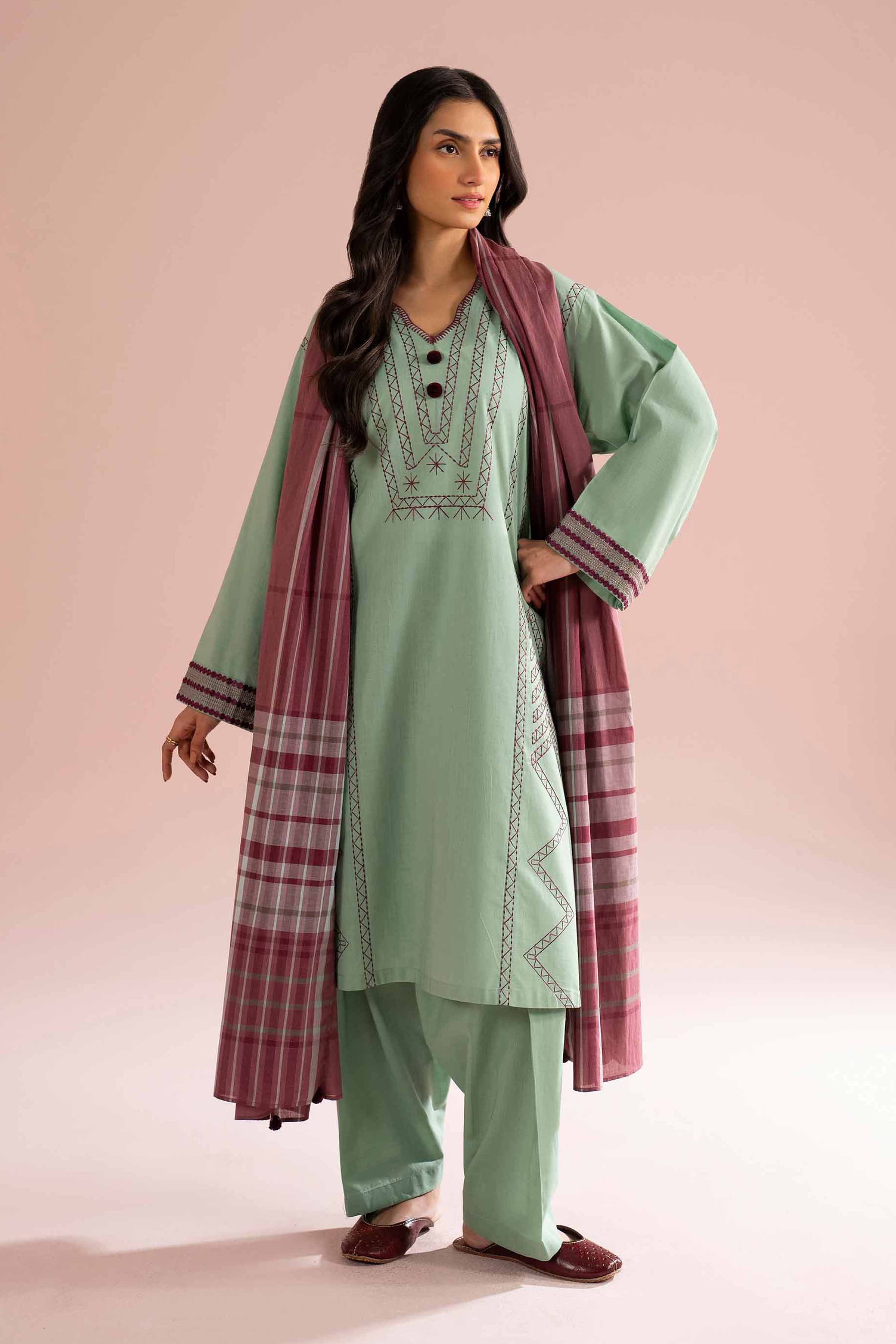 3 Piece - Embroidered Suit - PE26-79 Green Cross Hatch 3PC Embroidered READY TO WEAR