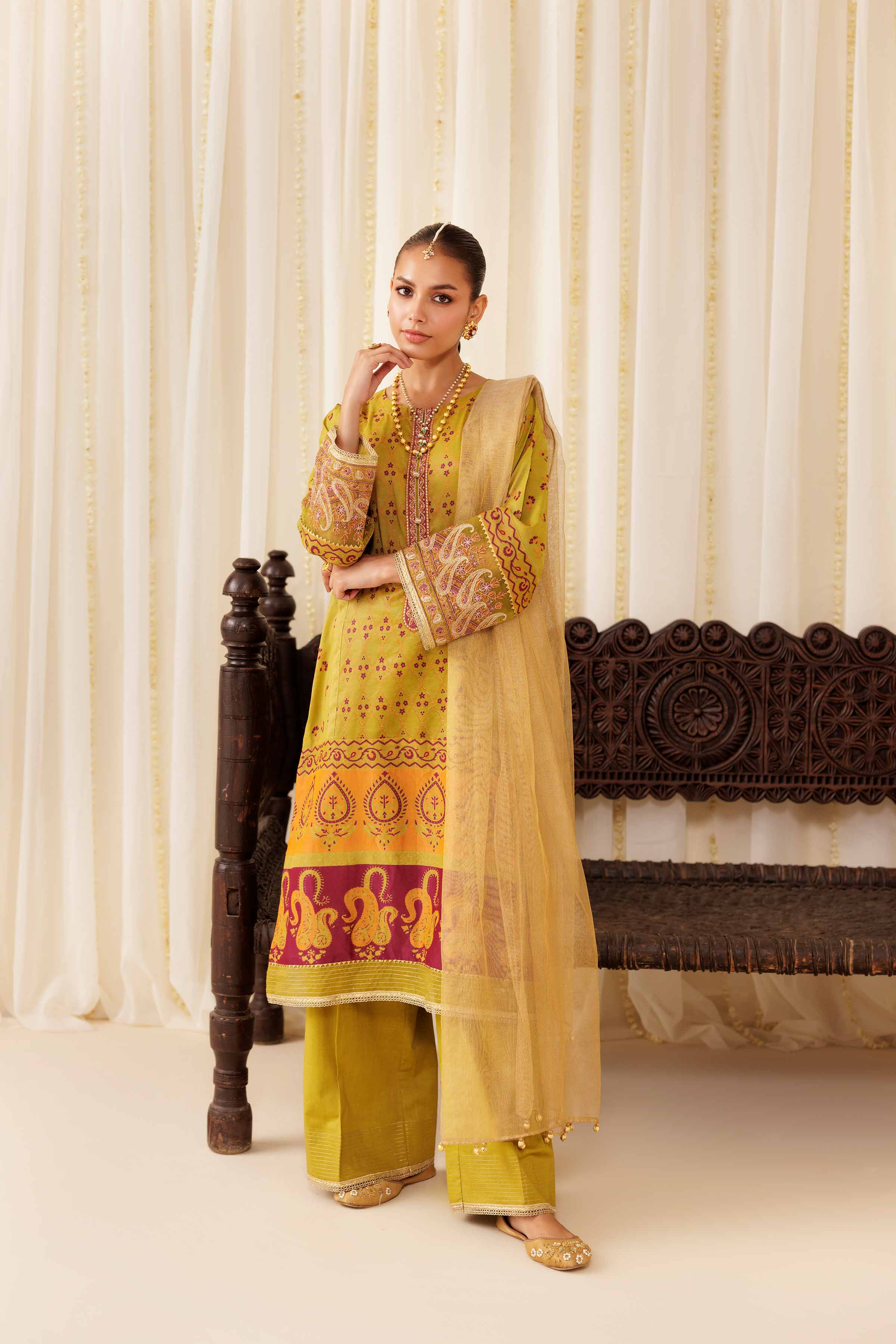 NISHATUAE - Green Embroidered Viscose 3-piece Ready to wear Suit