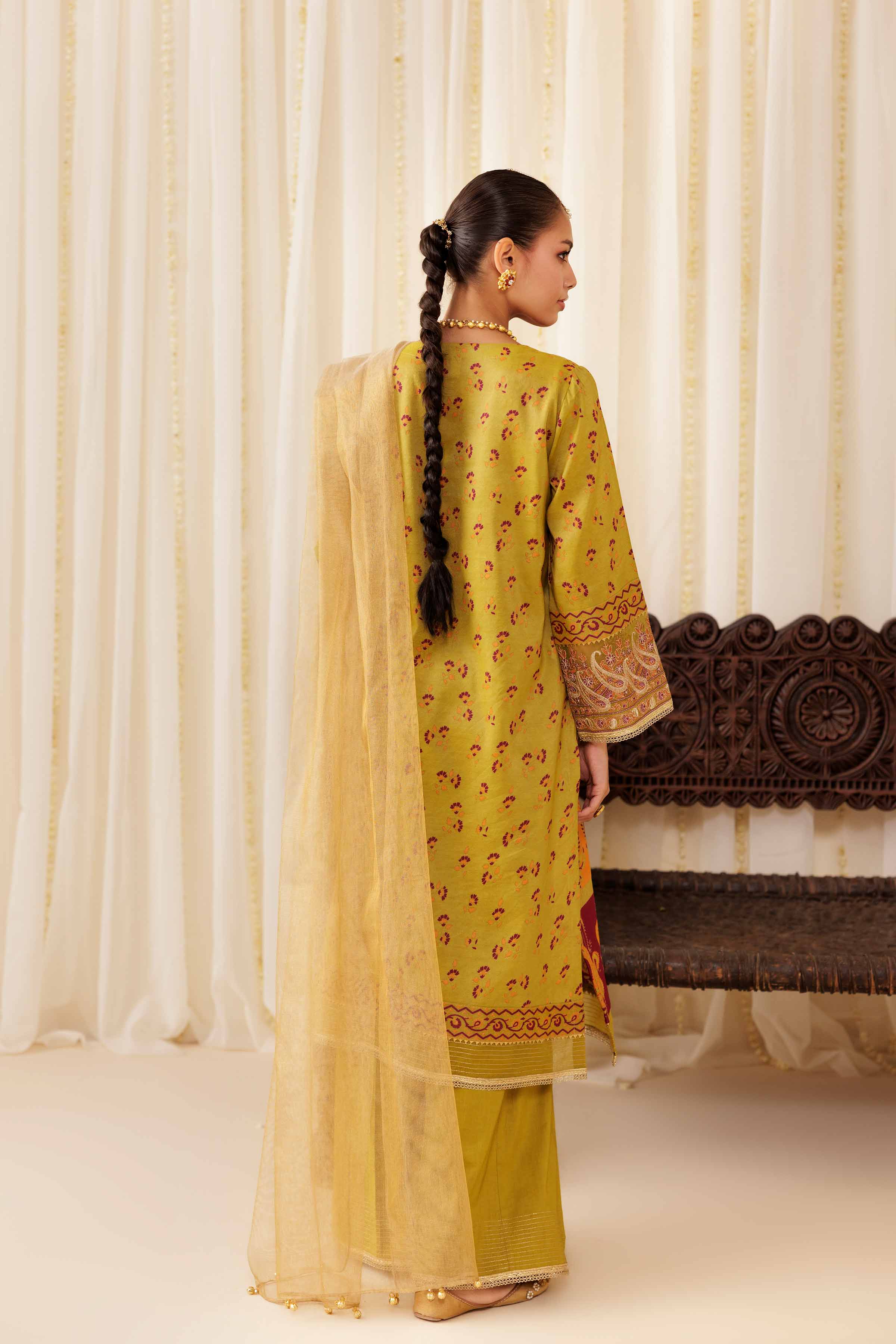 NISHATUAE - Green Embroidered Viscose 3-piece Ready to wear Suit
