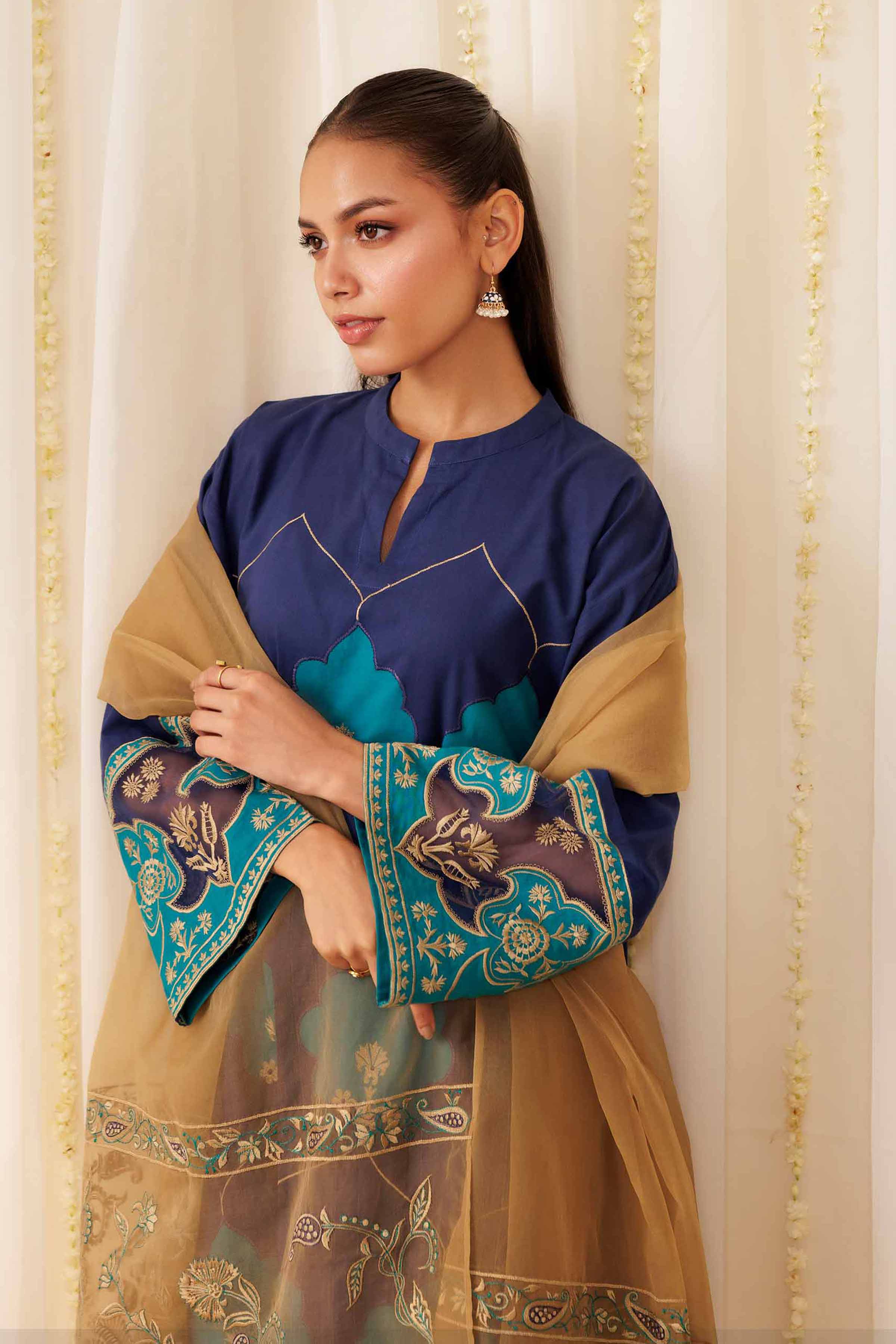 NISHATUAE - Blue Embroidered Cambric 3-piece Ready to wear Suit