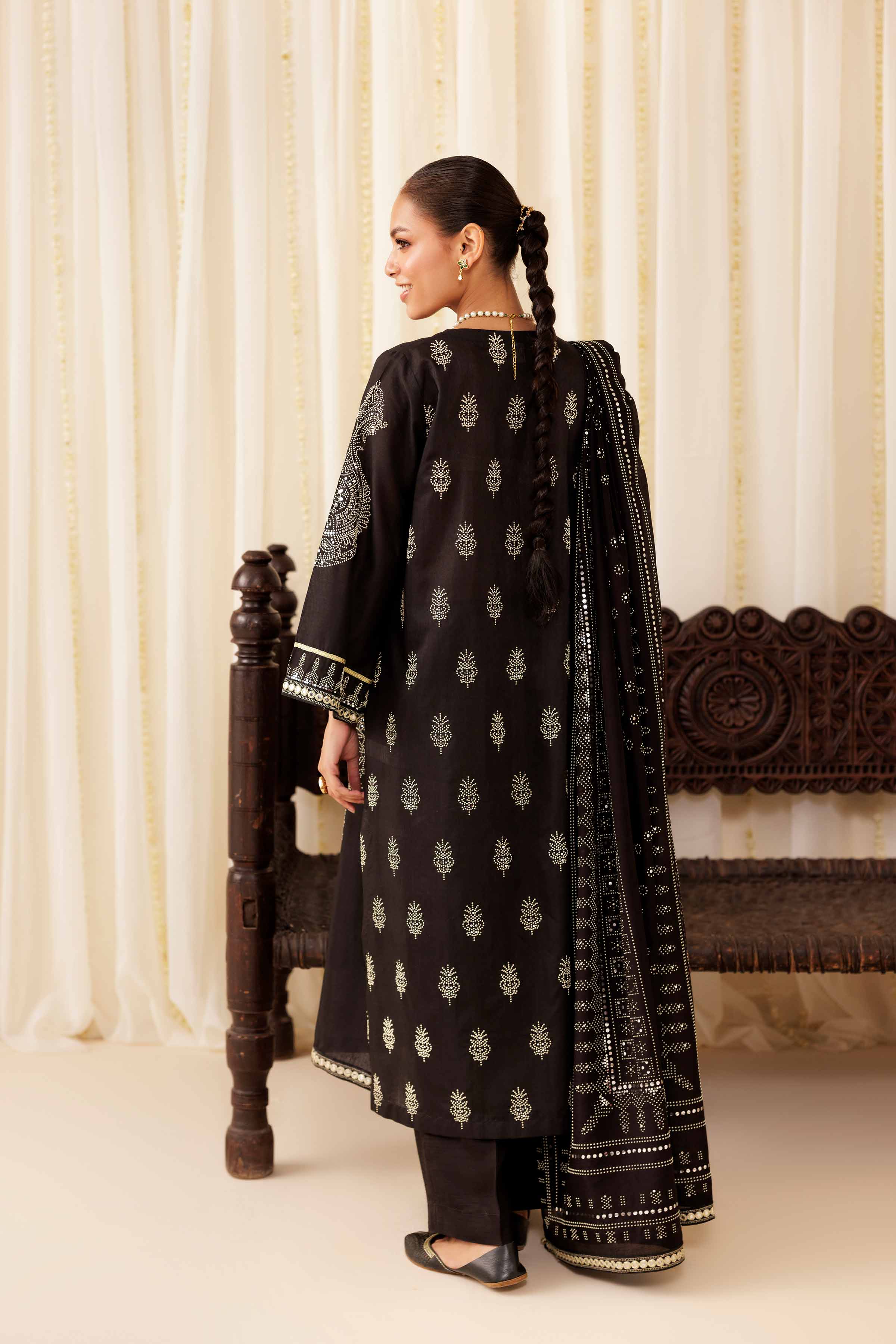 NISHATUAE - Black Solids Mukesh 3-piece Ready to wear Suit