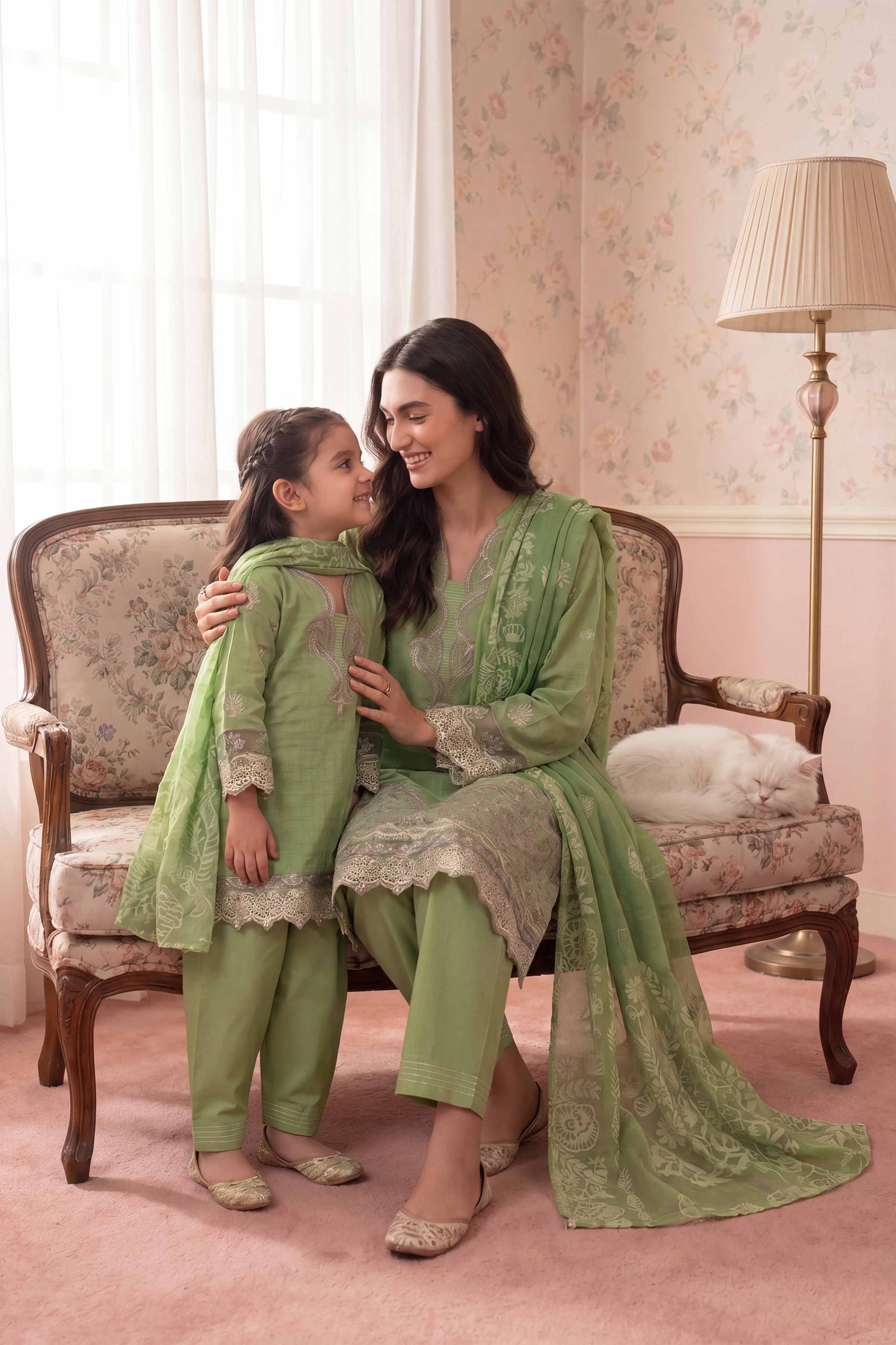 3 Piece - Embroidered Suit - PMD26-32 D