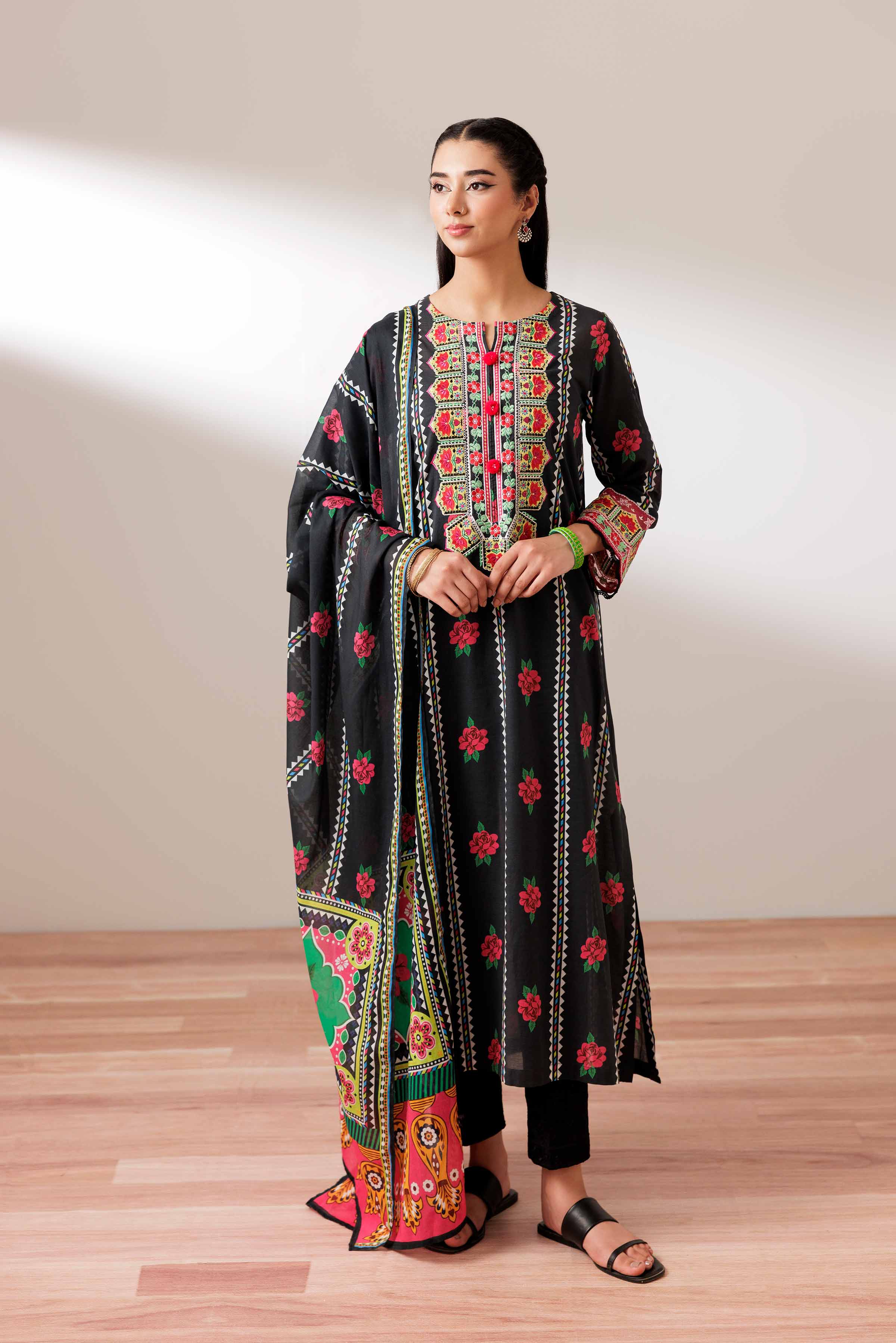 NISHATUAE - Black Embroidered Lawn 2-piece Ready to wear Dress