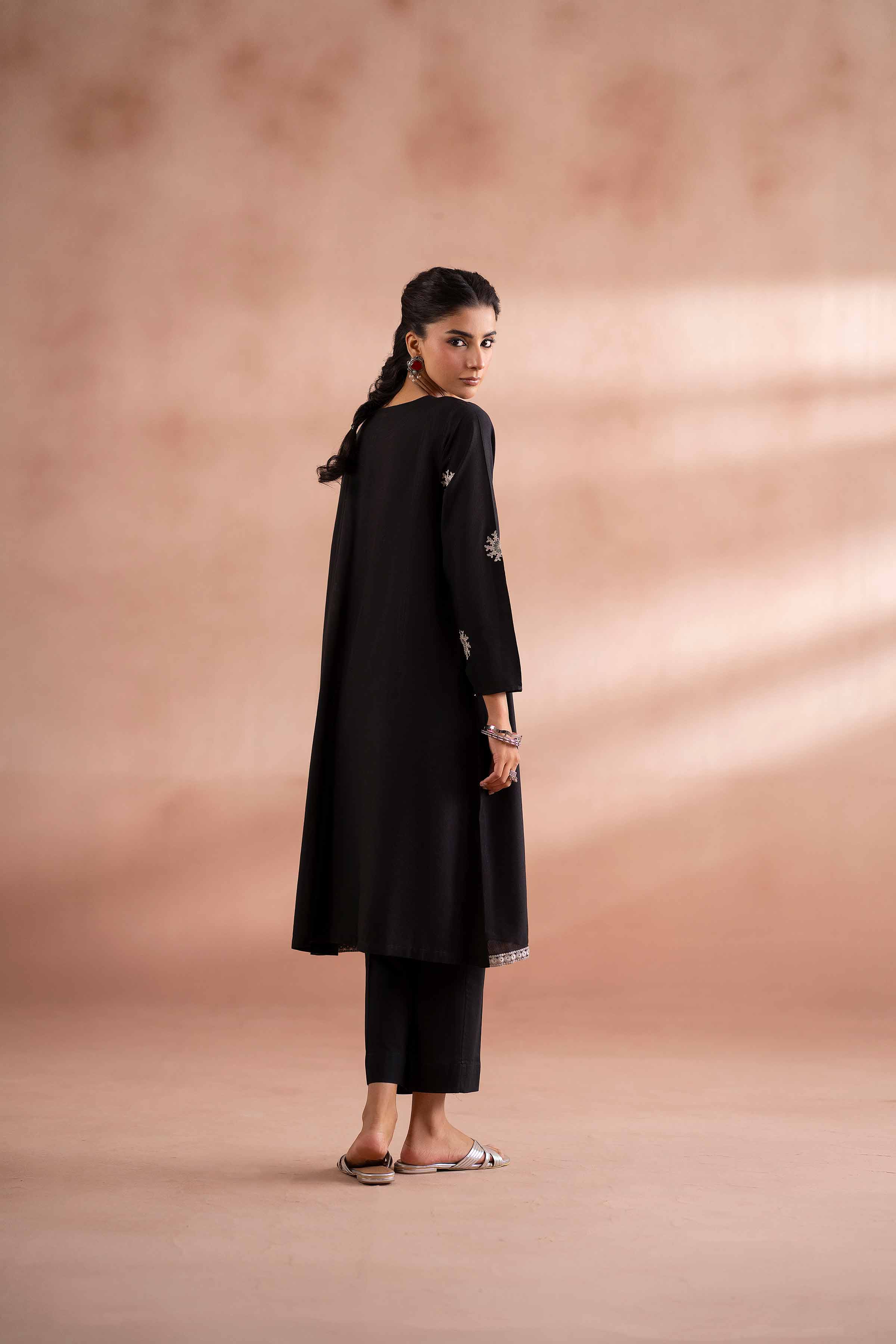 NISHATUAE - Black Embroidered Yarn Dyed 2-piece Ready to wear Dress