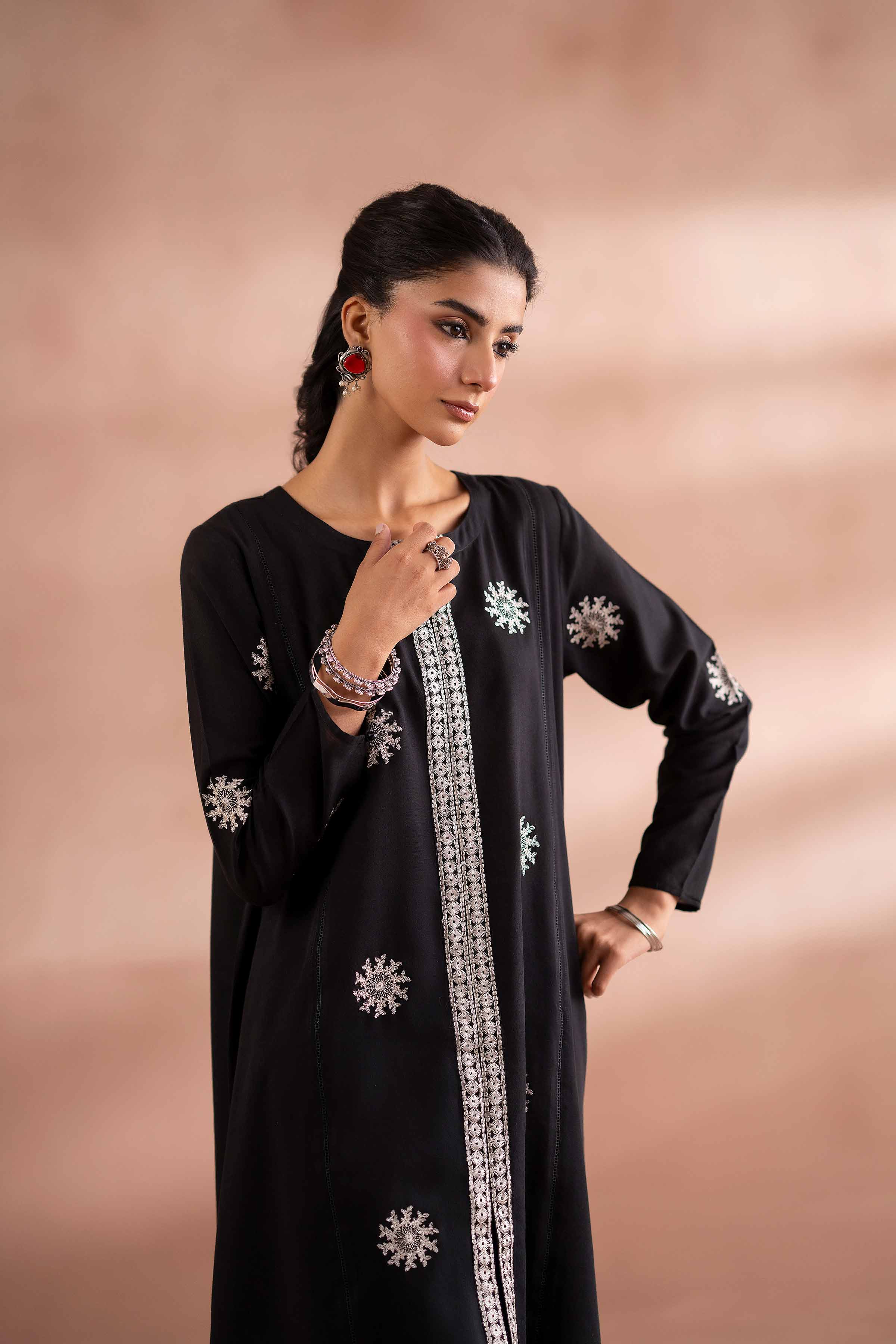 NISHATUAE - Black Embroidered Yarn Dyed 2-piece Ready to wear Dress