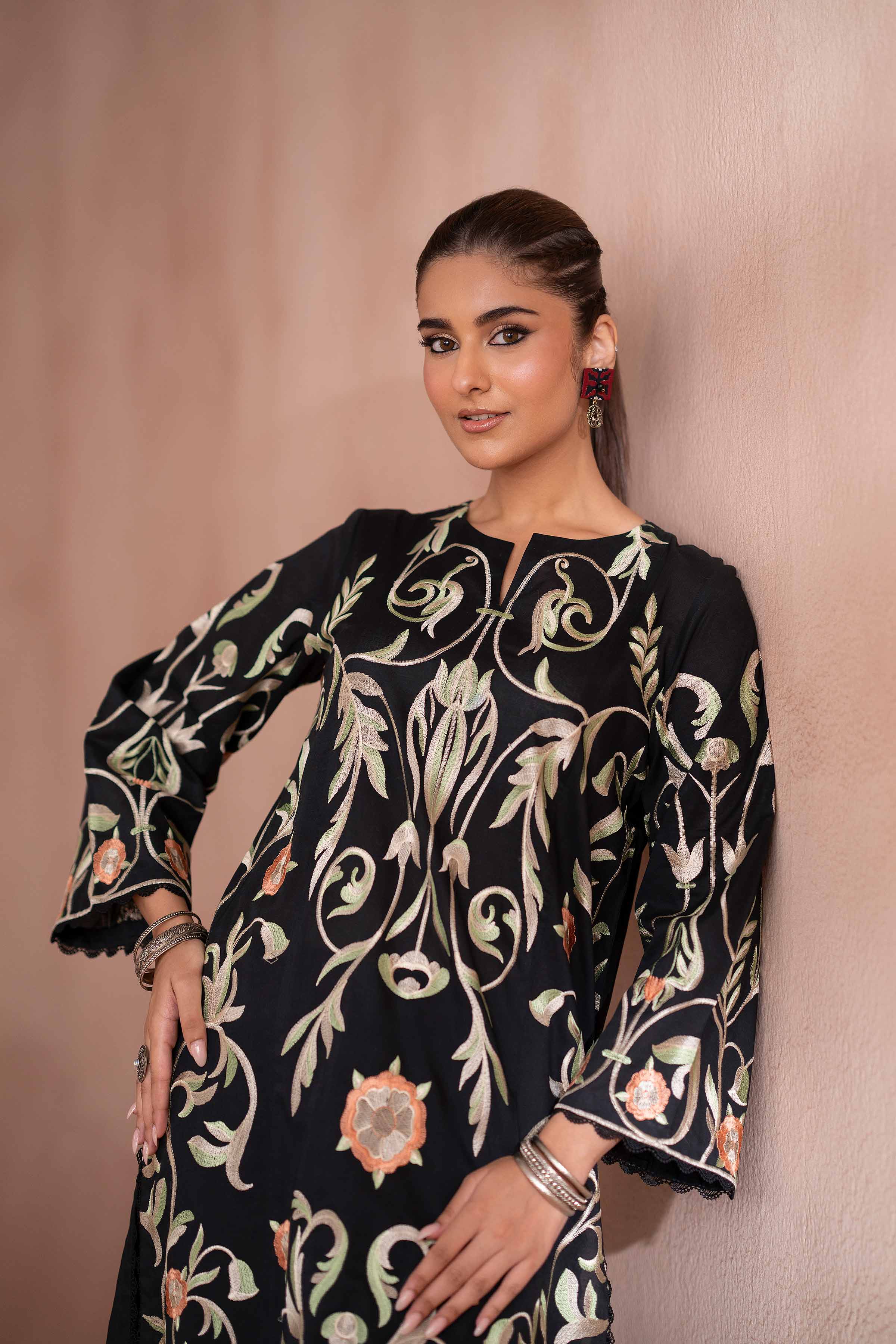 NISHATUAE - Black Embroidered Cambric 2-piece Ready to wear Dress