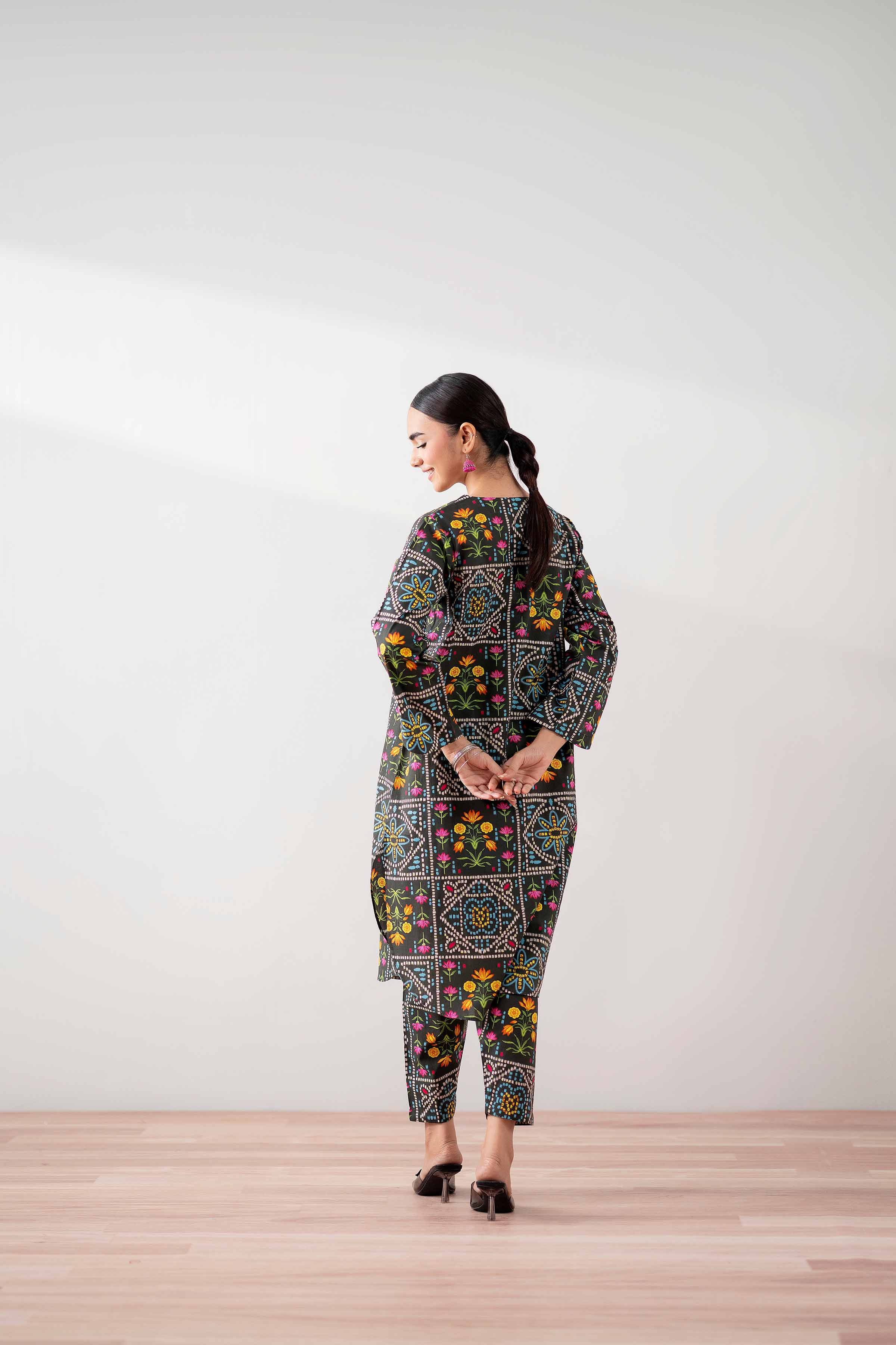 2 Piece - Printed Suit - PS25-225