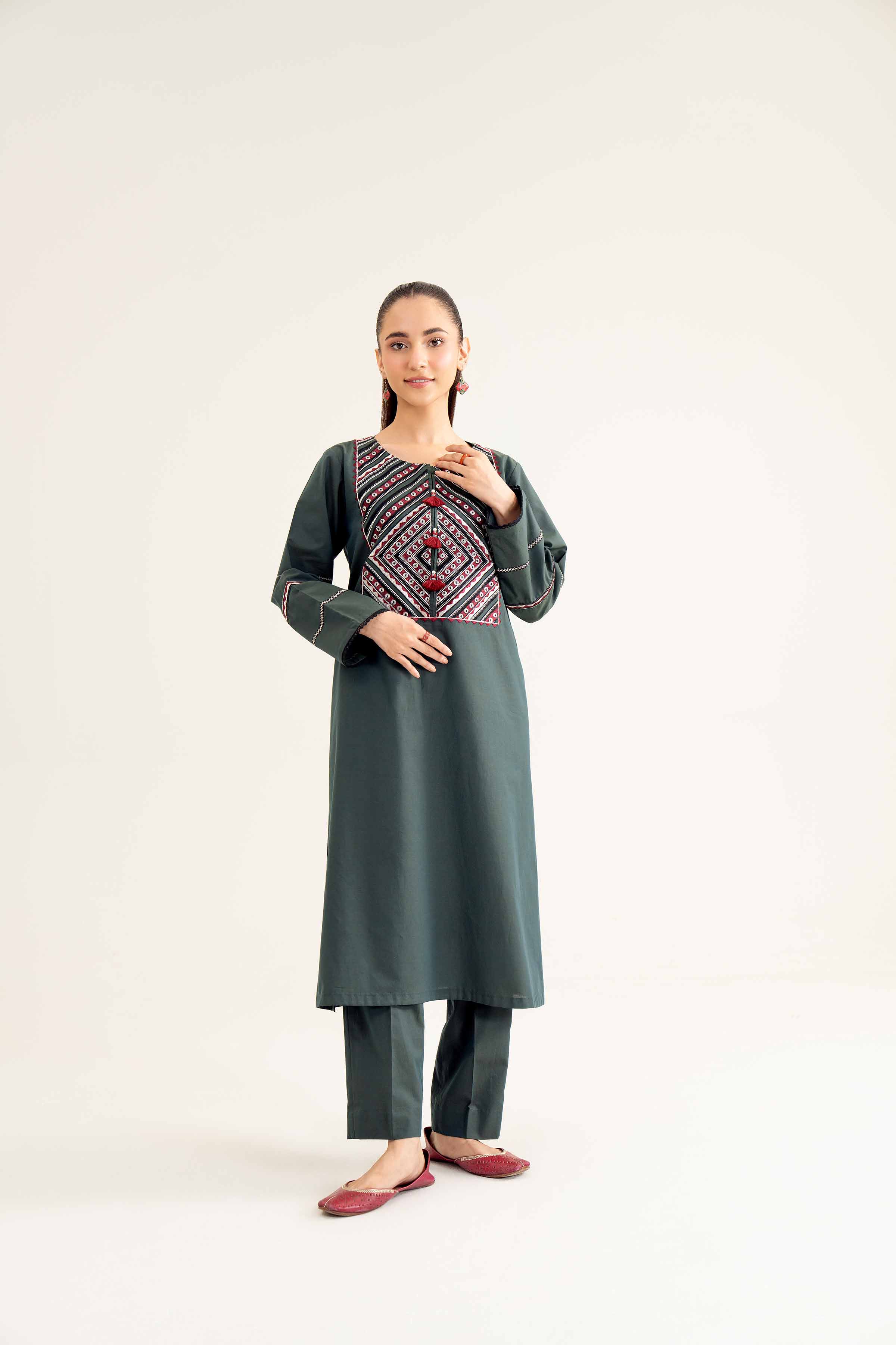 2 Piece - Embroidered Suit - PW24-10