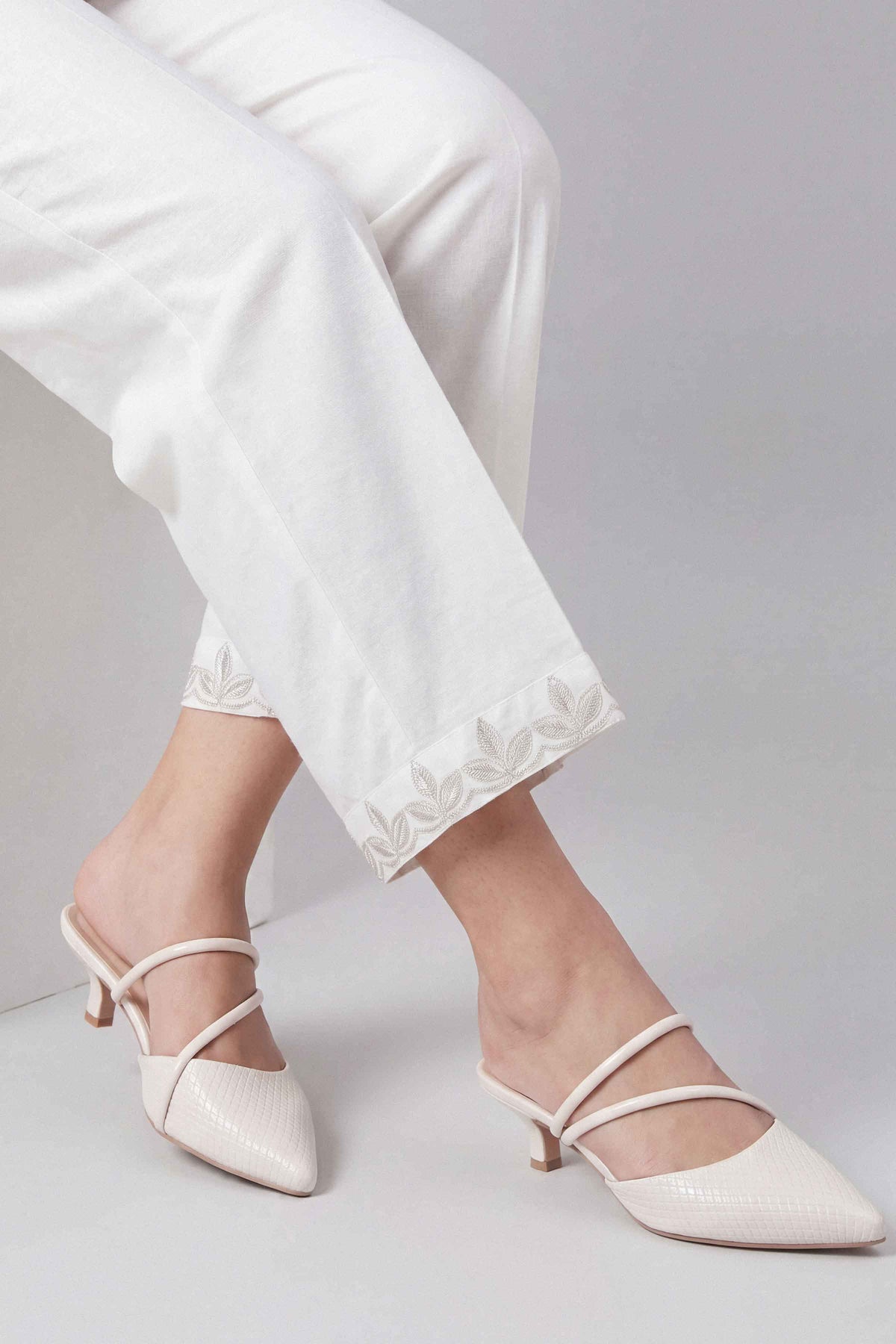 Embroidered Trousers - PW25-139