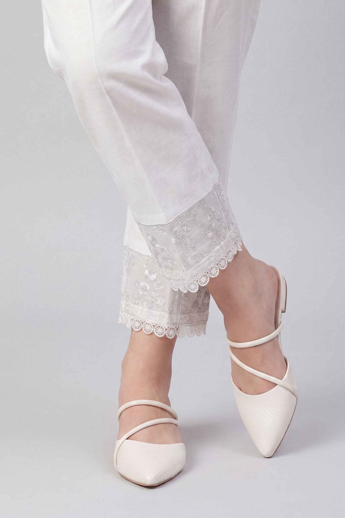 Embroidered Pants - PW25-174
