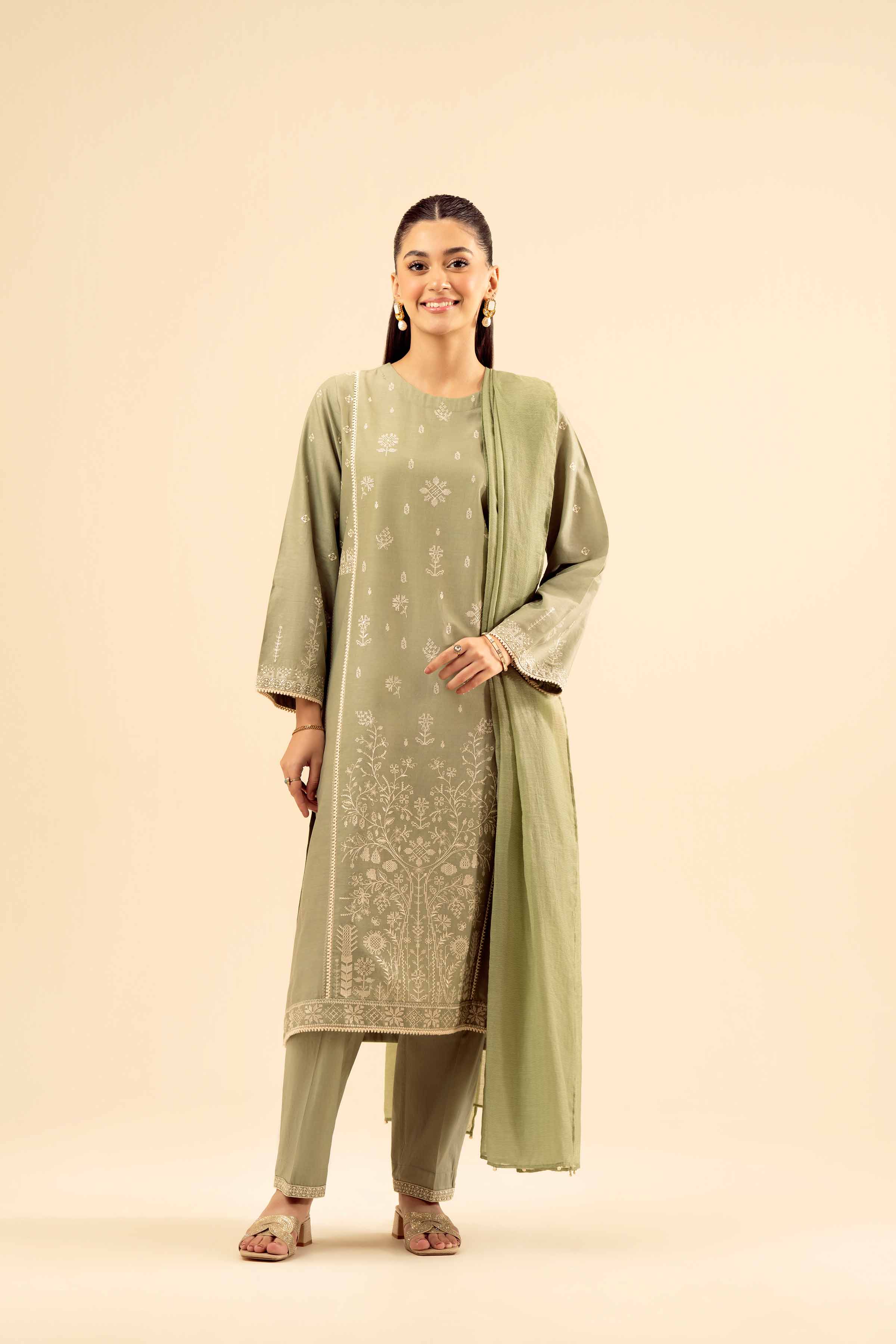 NISHATUAE - Green Embroidered Cambric 2-piece Ready to wear Dress