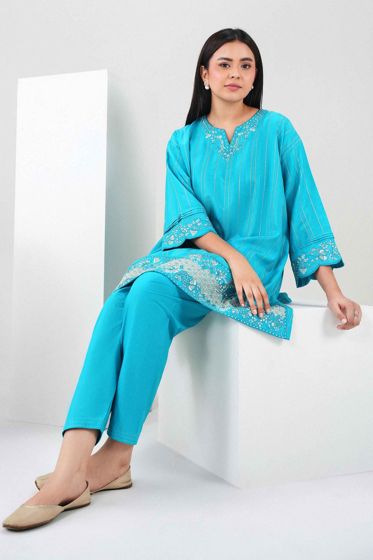 2 Piece - Embroidered Suit - PW25-368