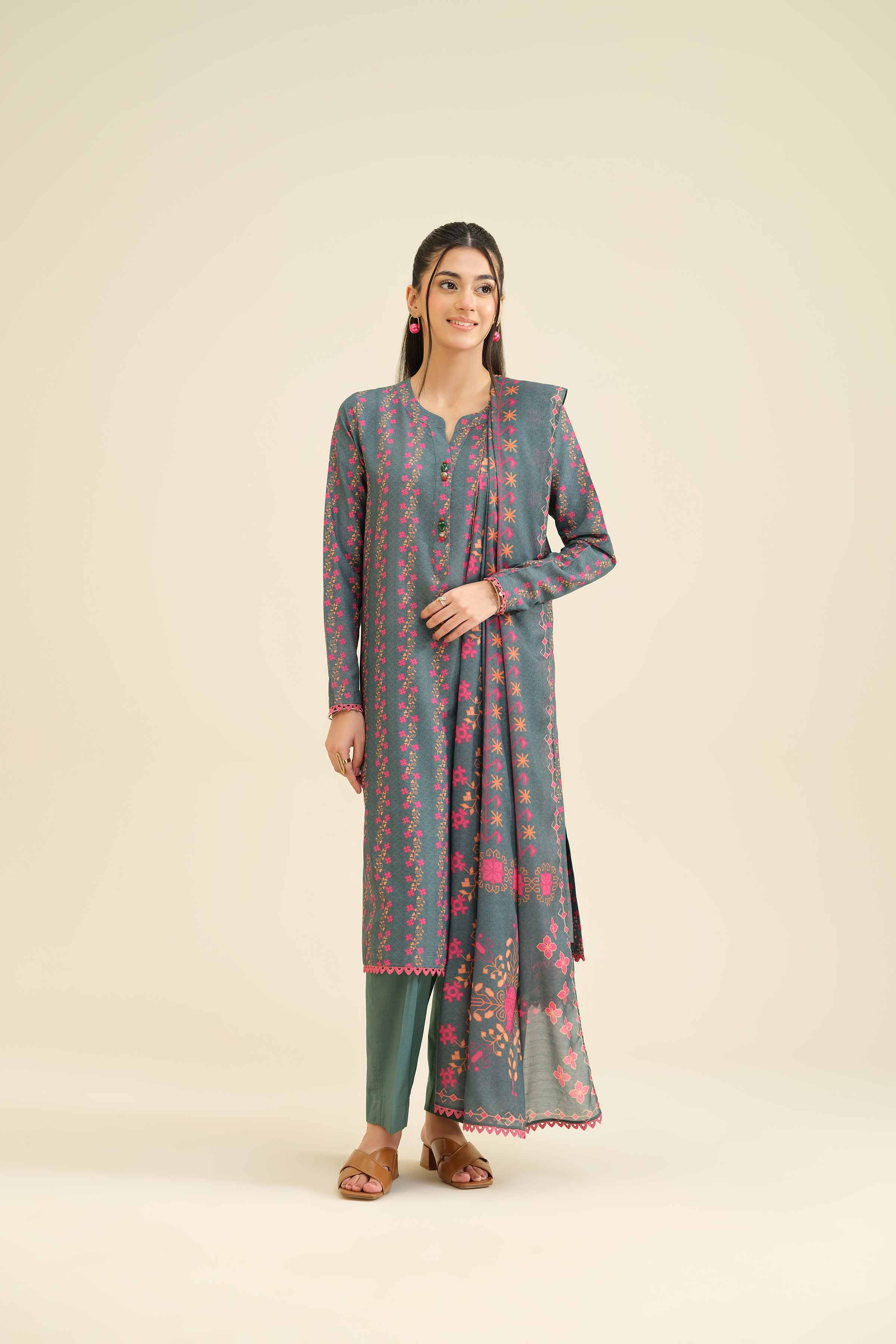 NISHATUAE - Green Printed Lawn 3-piece Ready to wear Suit