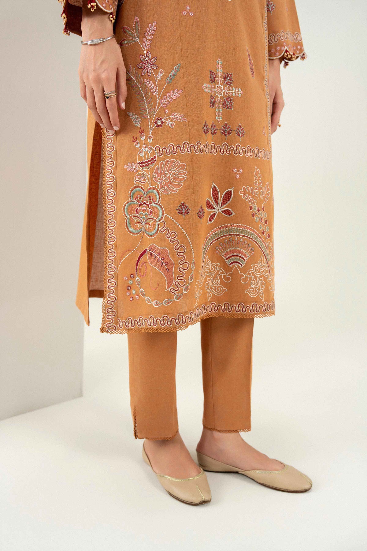 2 Piece - Embroidered Suit - PW25-481