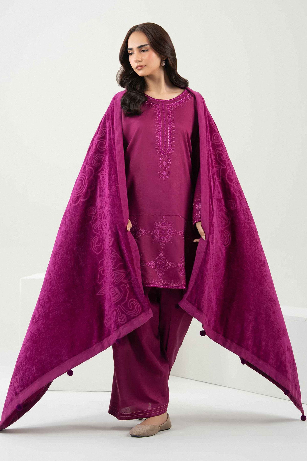 3 Piece - Embroidered Suit - PW25-485 for Women - Pret Collection | Nishat UAE | Shop Online