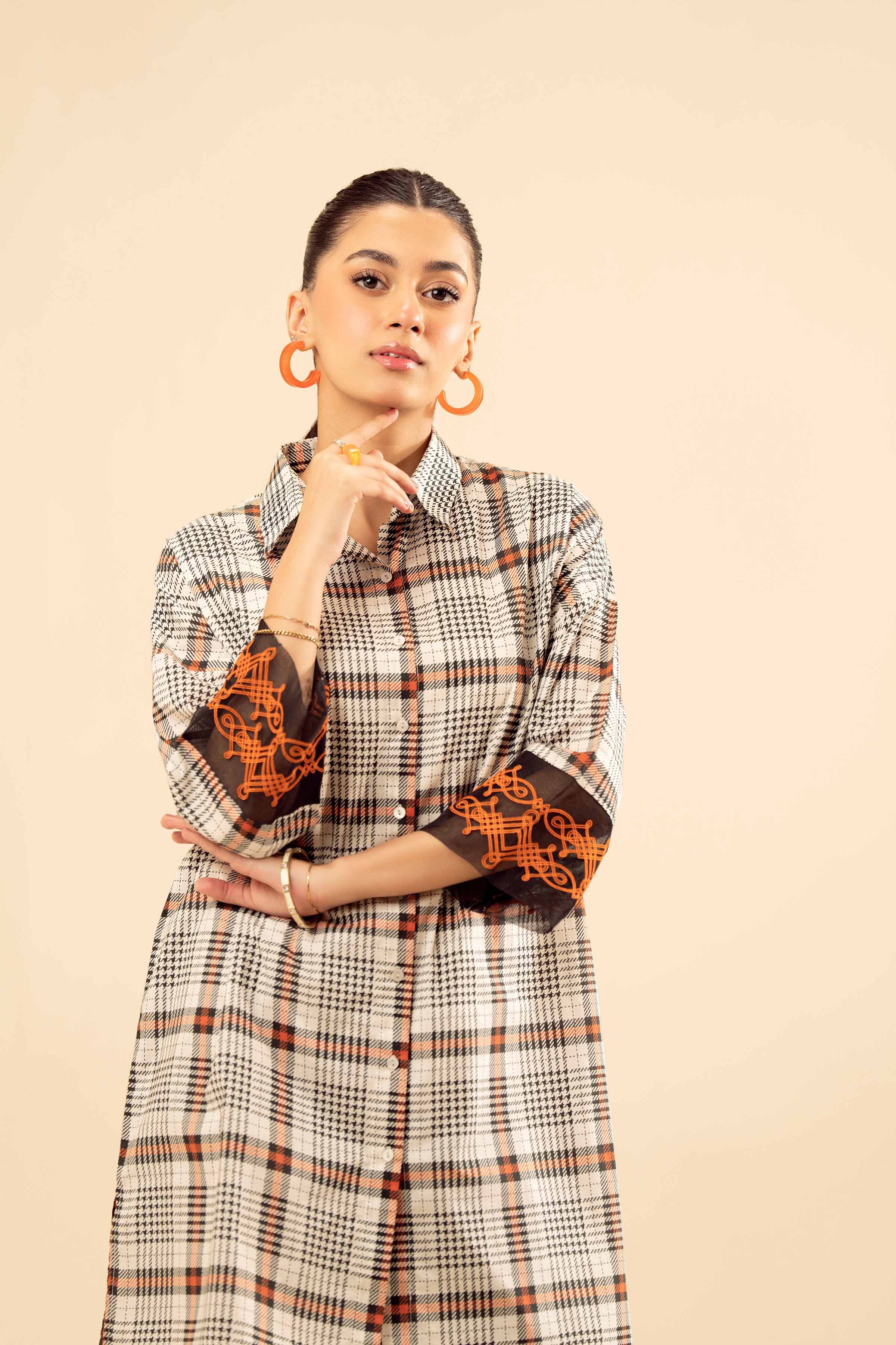 NISHATUAE - Black Embroidered Cambric 2-piece Ready to wear Dress