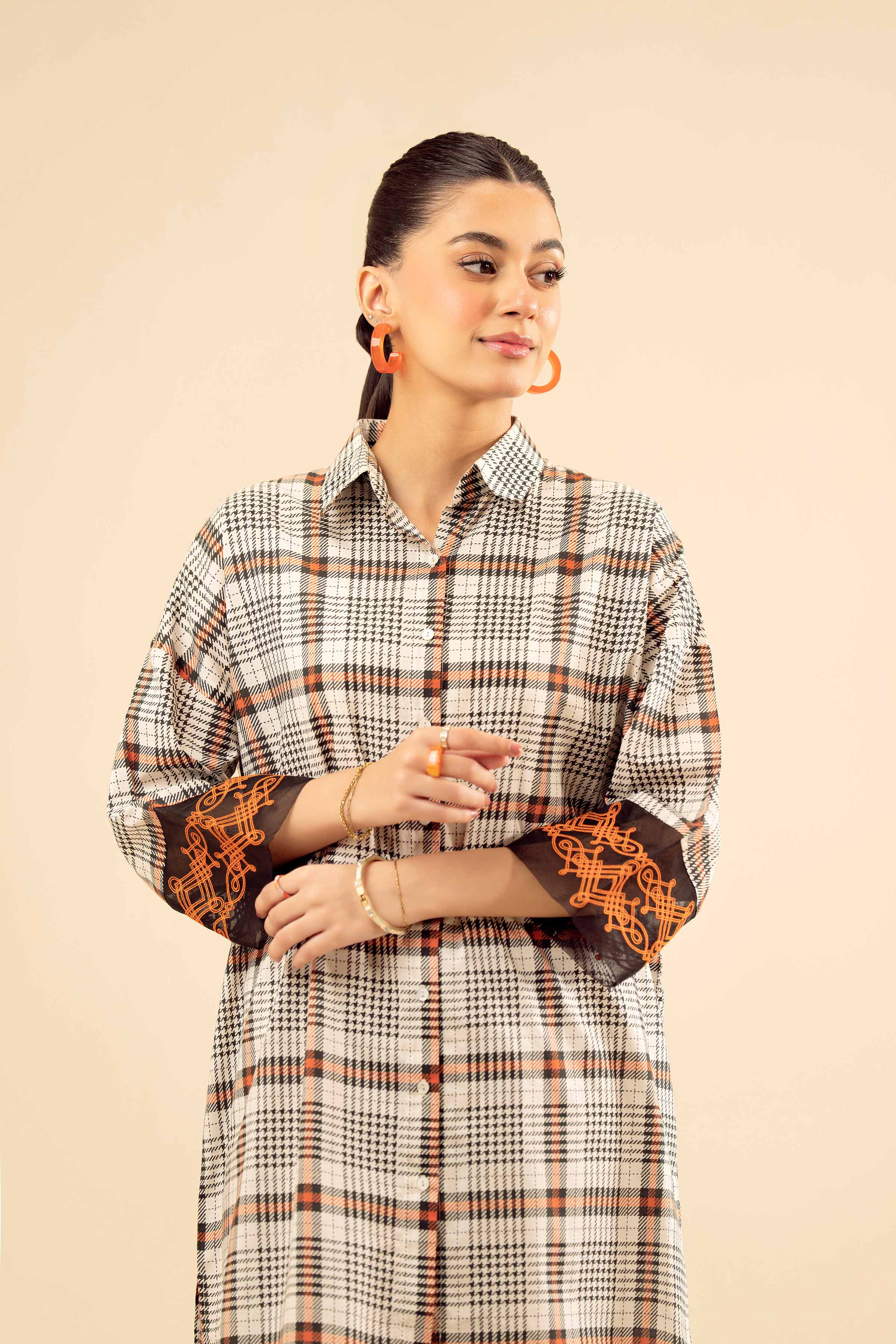 NISHATUAE - Black Embroidered Cambric 2-piece Ready to wear Dress