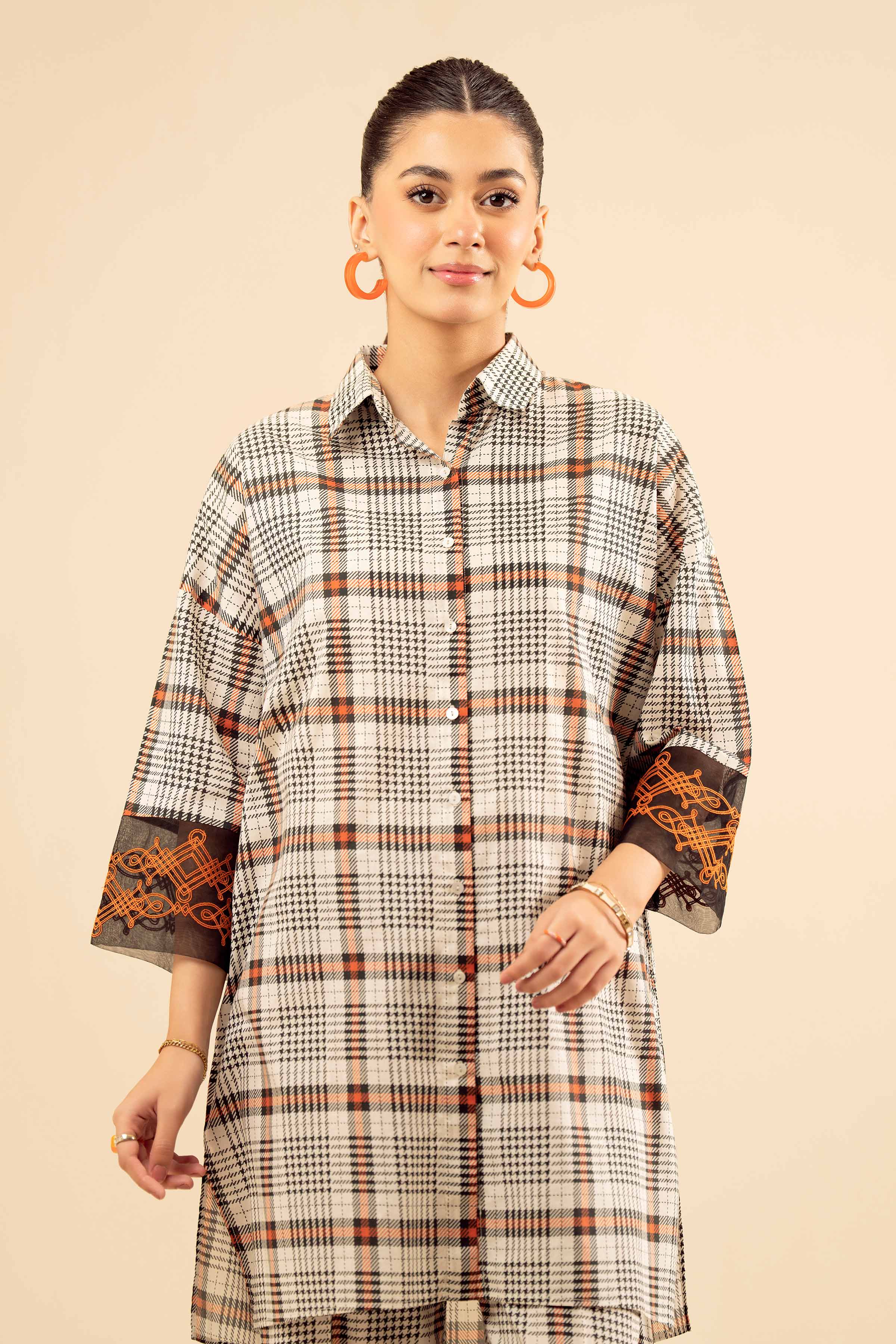 NISHATUAE - Black Embroidered Cambric 2-piece Ready to wear Dress