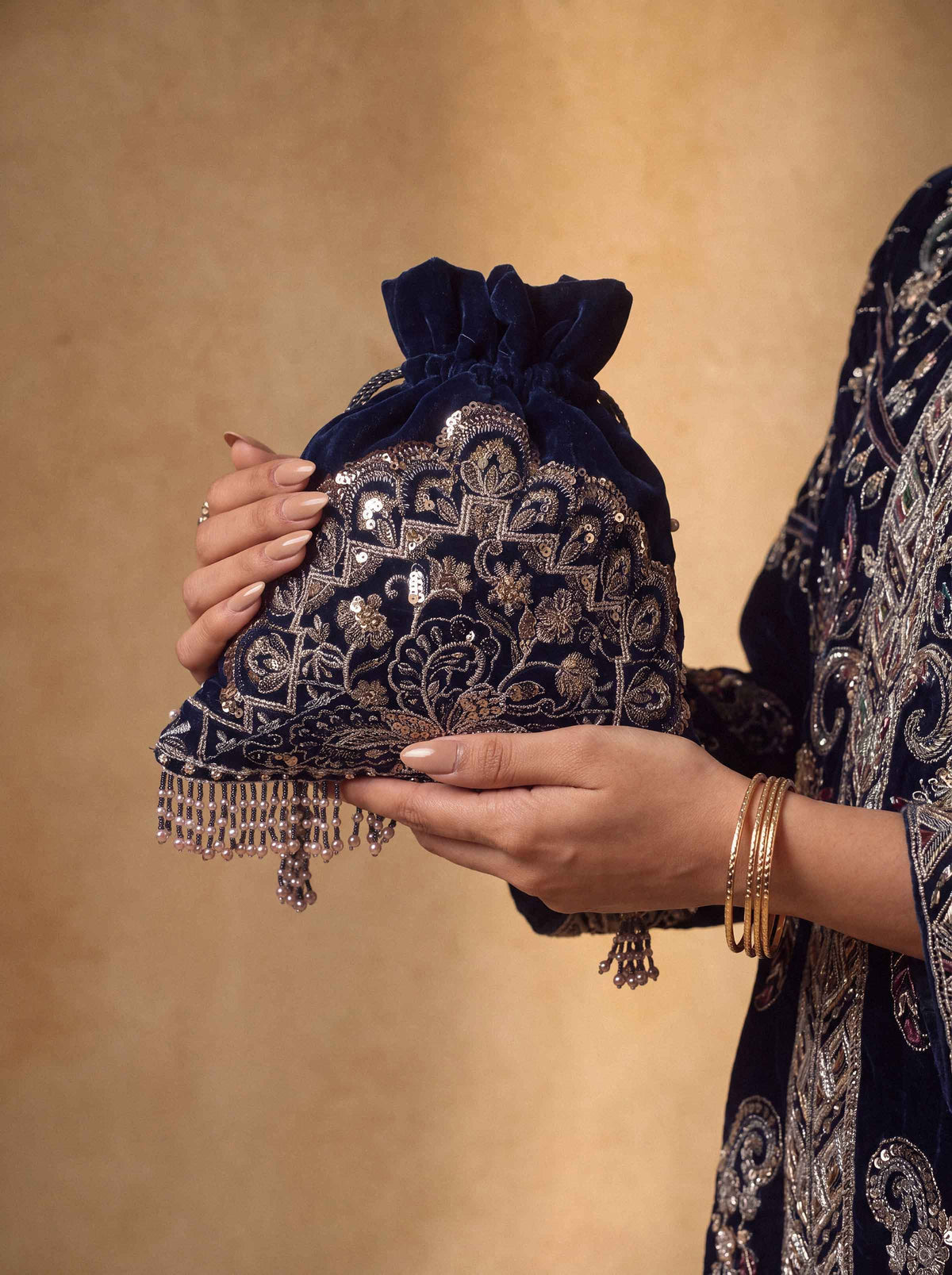 Blue Embroidered Pouch in Velvet ready-to-wear