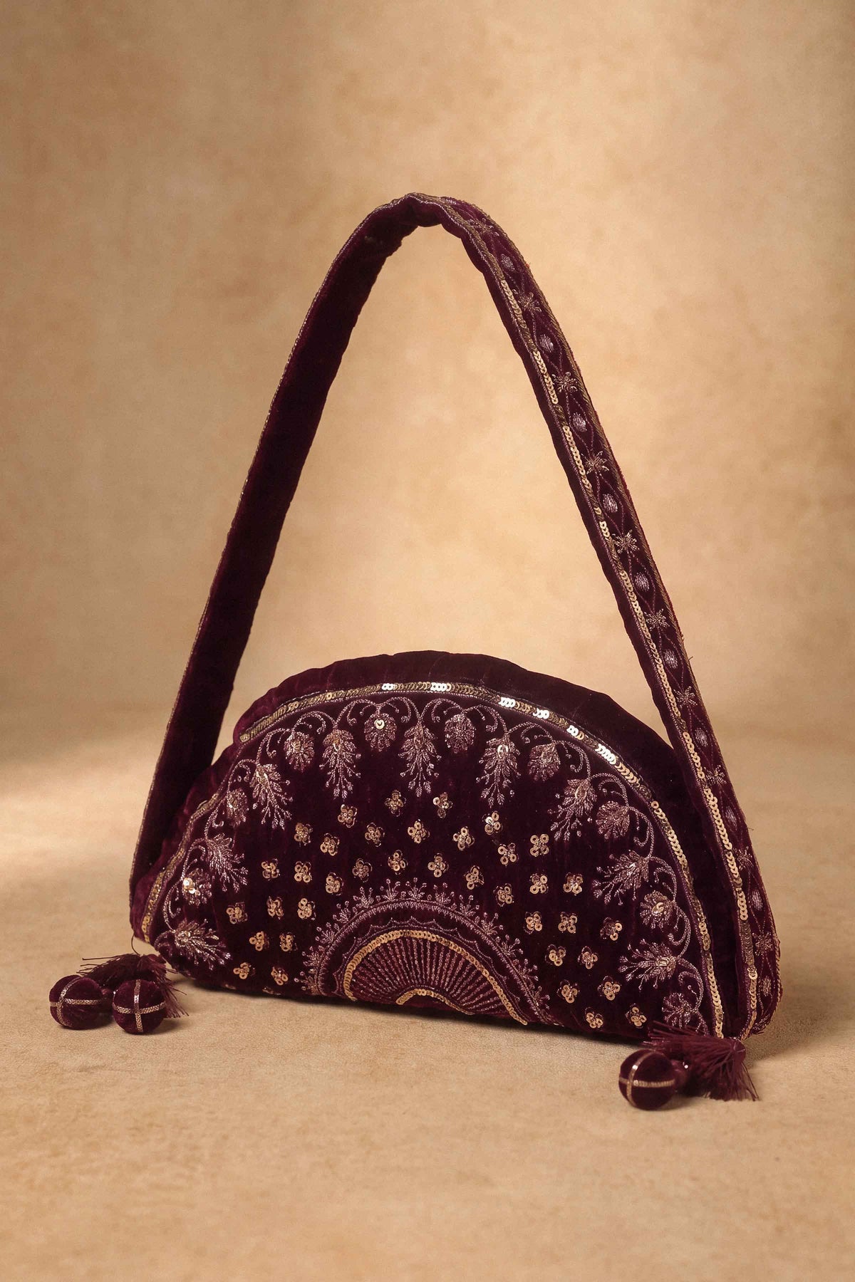 Embroidered Pouch - ST1PE-LUXE26WV2-10