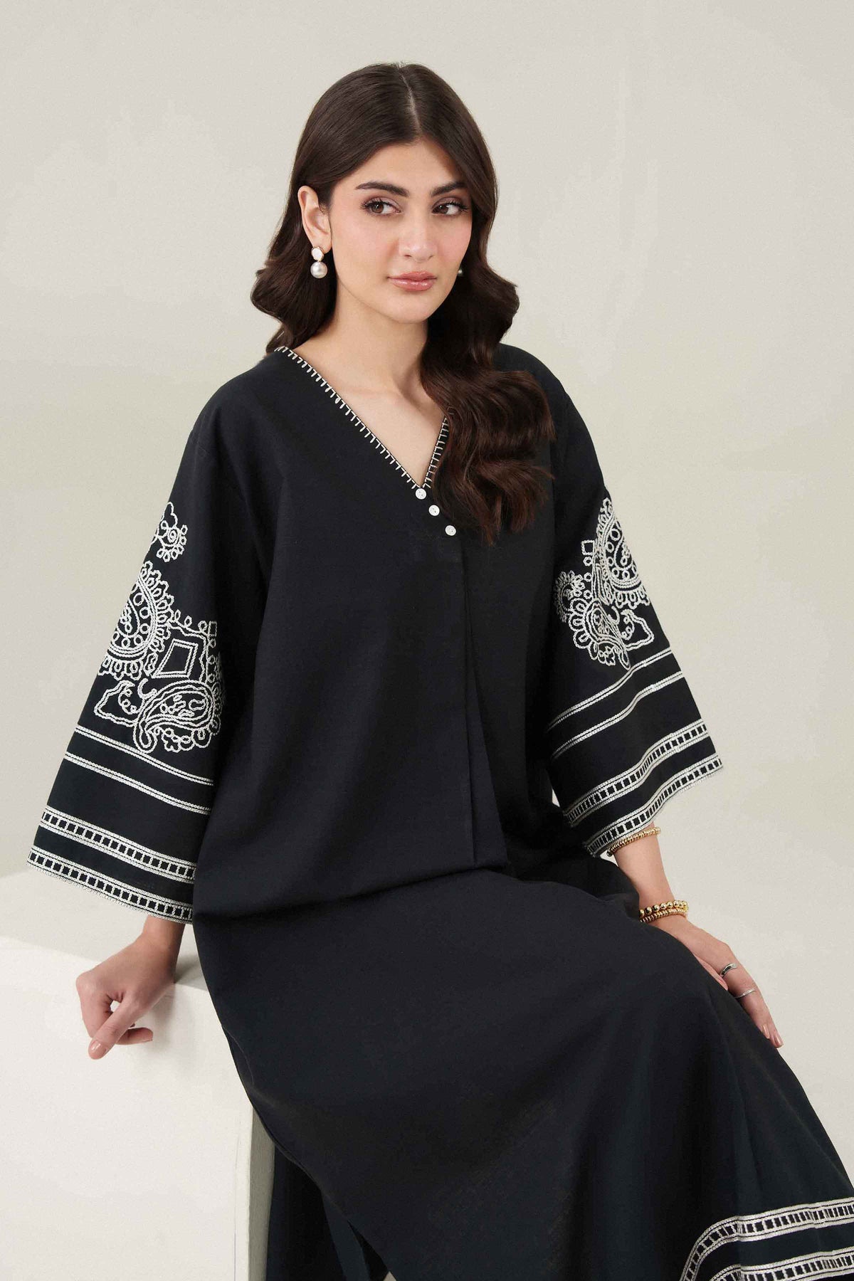 Black Embroidered Dress in Yarn Dyed ready-to-wear