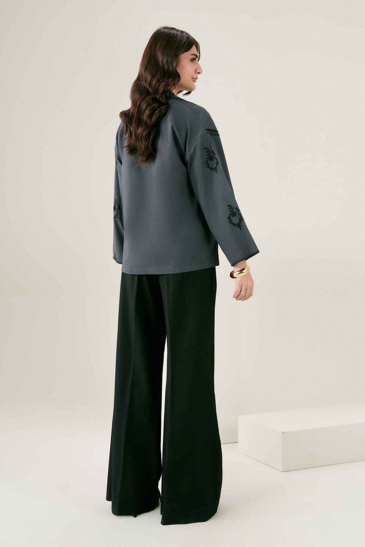 Grey Embroidered Shirt in Yarn Dyed ready-to-wear