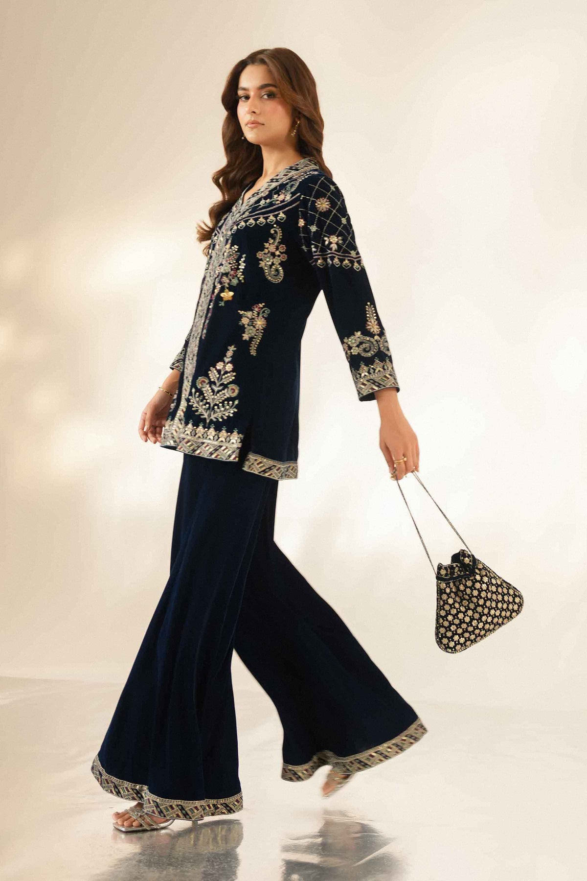 2 Piece - Embroidered Suit - ST2JTE-LUXE26WV1-1 for, - Pret Collection | Nishat | Shop Online