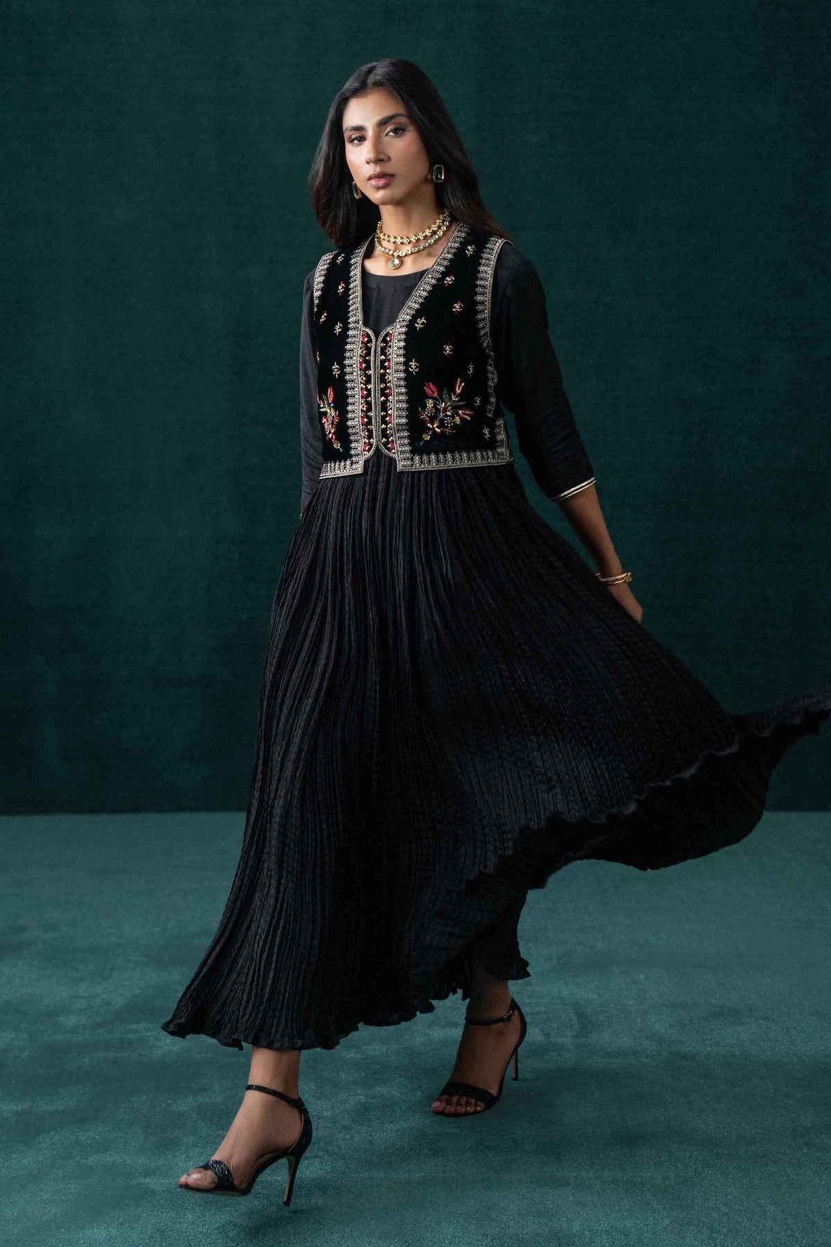 2 Piece - Embroidered Suit - ST2PE-BOUT26WV1-6