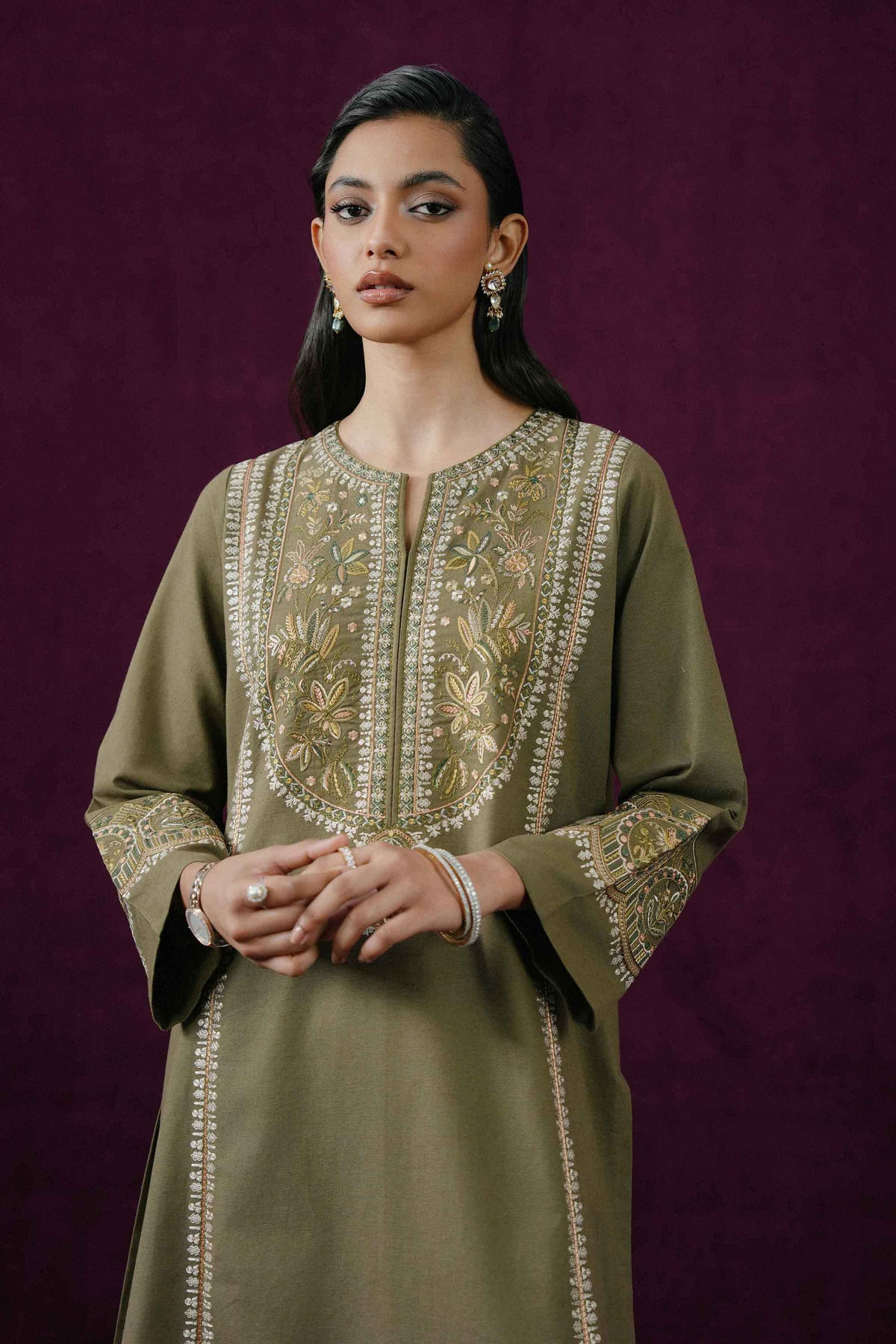 2 PIECE - EMBROIDERED SUIT - ST2PE-BOUT26WV2-22 for Women - Boutique Collection | Nishat UAE | Shop Online