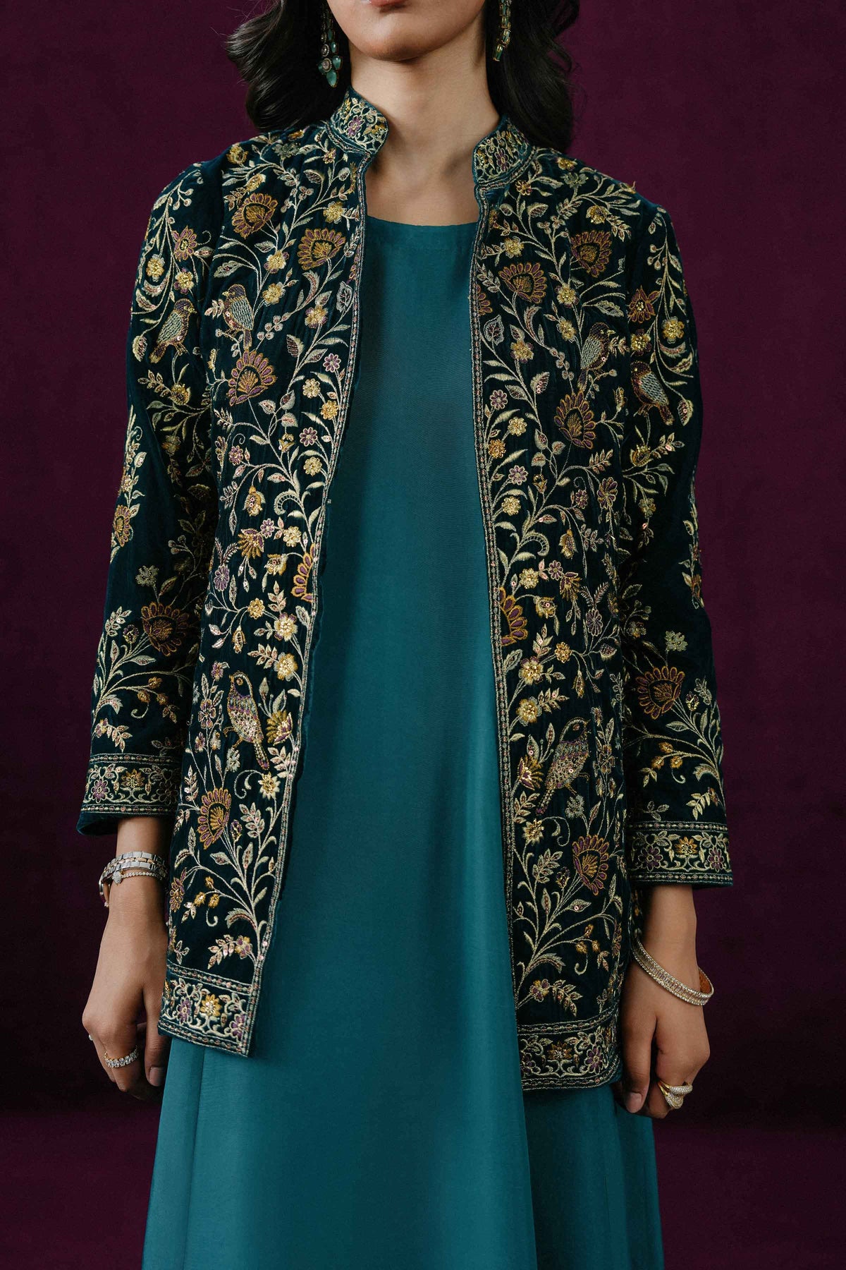 Blue 2-Piece Embroidered Suit in Velvet ready-to-wear
