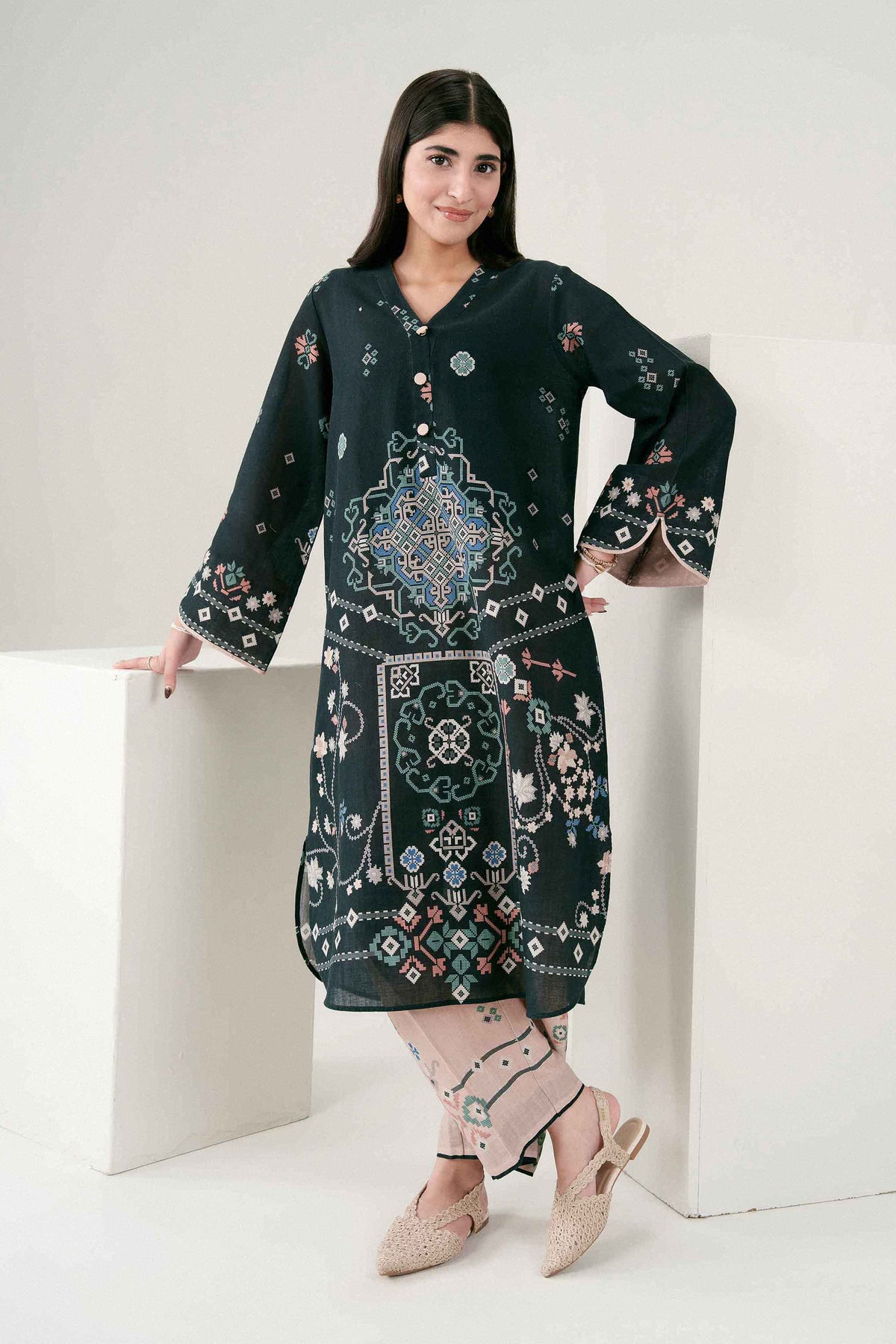 Black 2-Piece Printed Suit in Khaddar ready-to-wear
