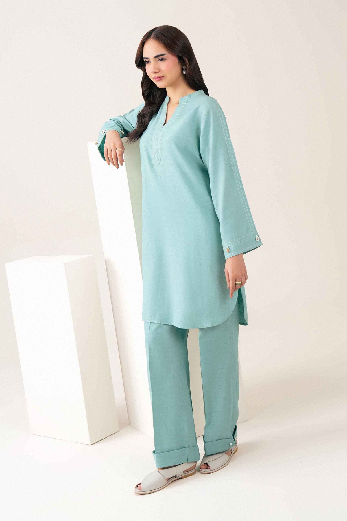 Blue 2-Piece Solid Suit in Jacquard ready-to-wear